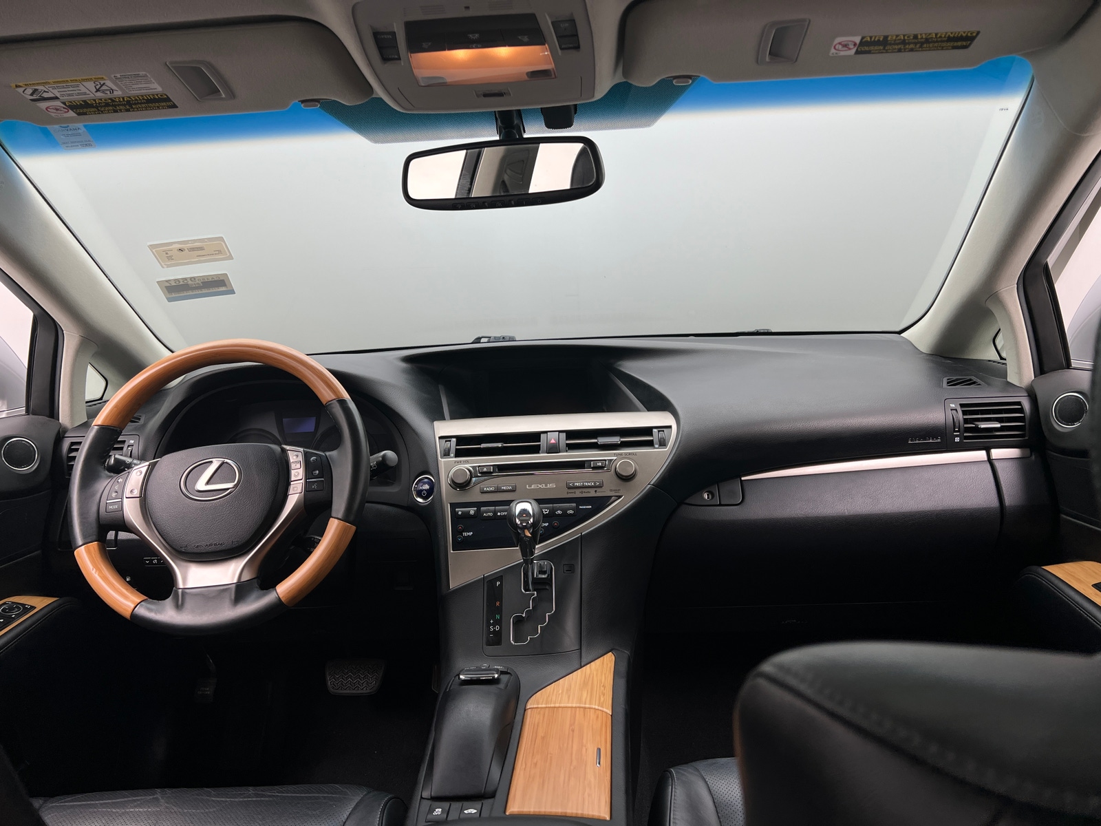 Thumbnail: 2015 Lexus RX - 2