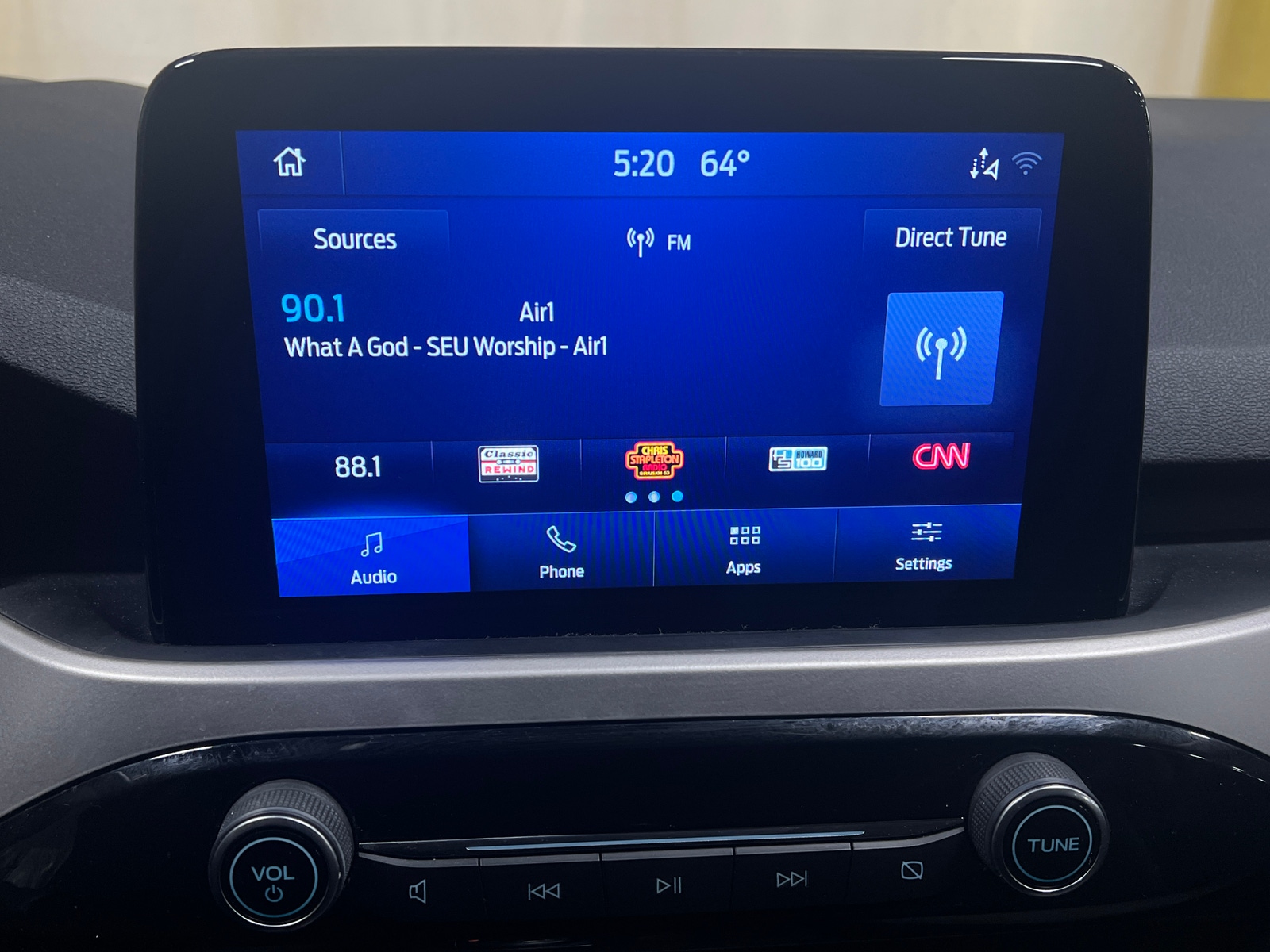 Thumbnail: 2020 Ford Escape - 4