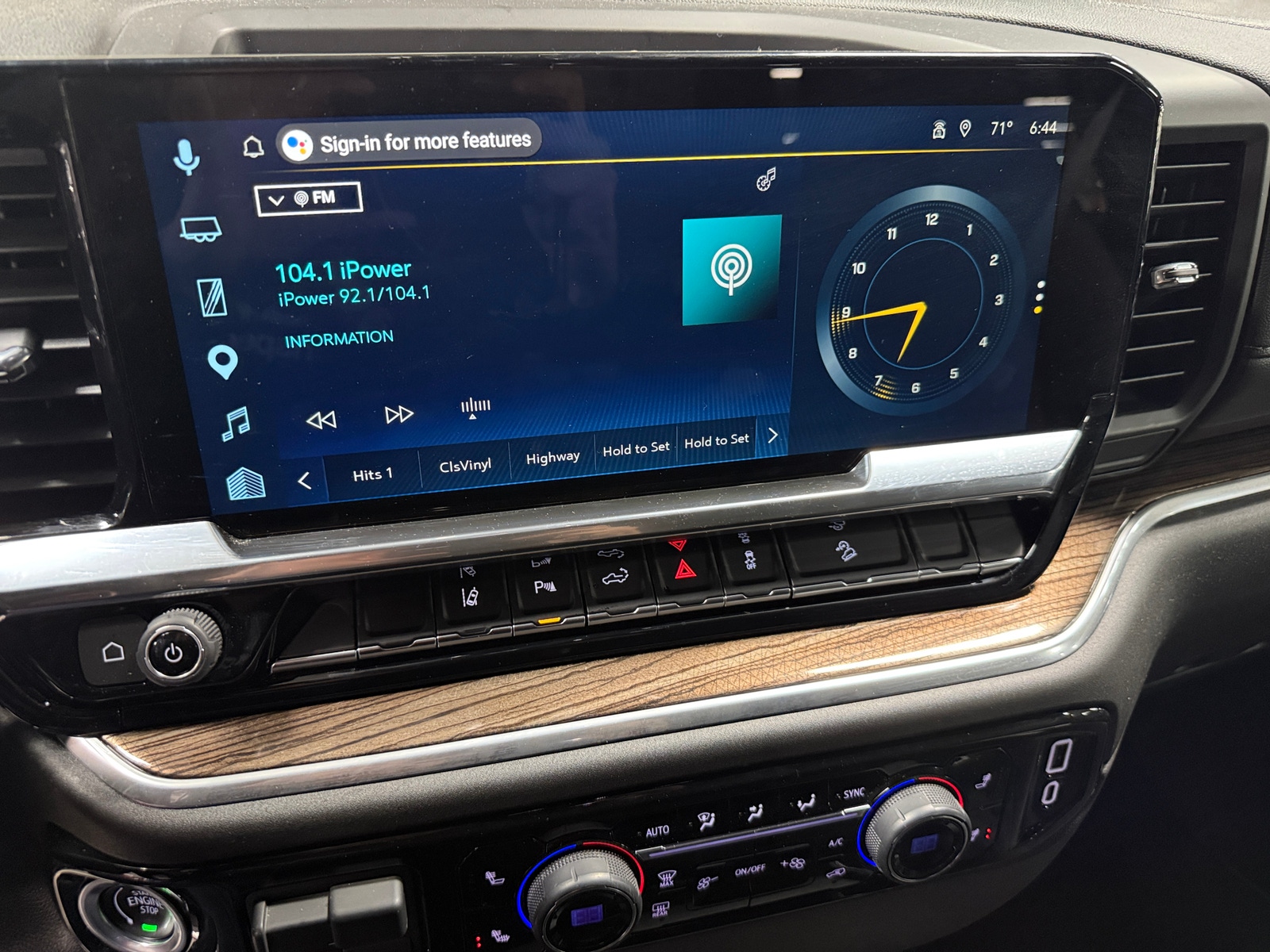 Thumbnail: 2025 Chevrolet Silverado 2500 - 4