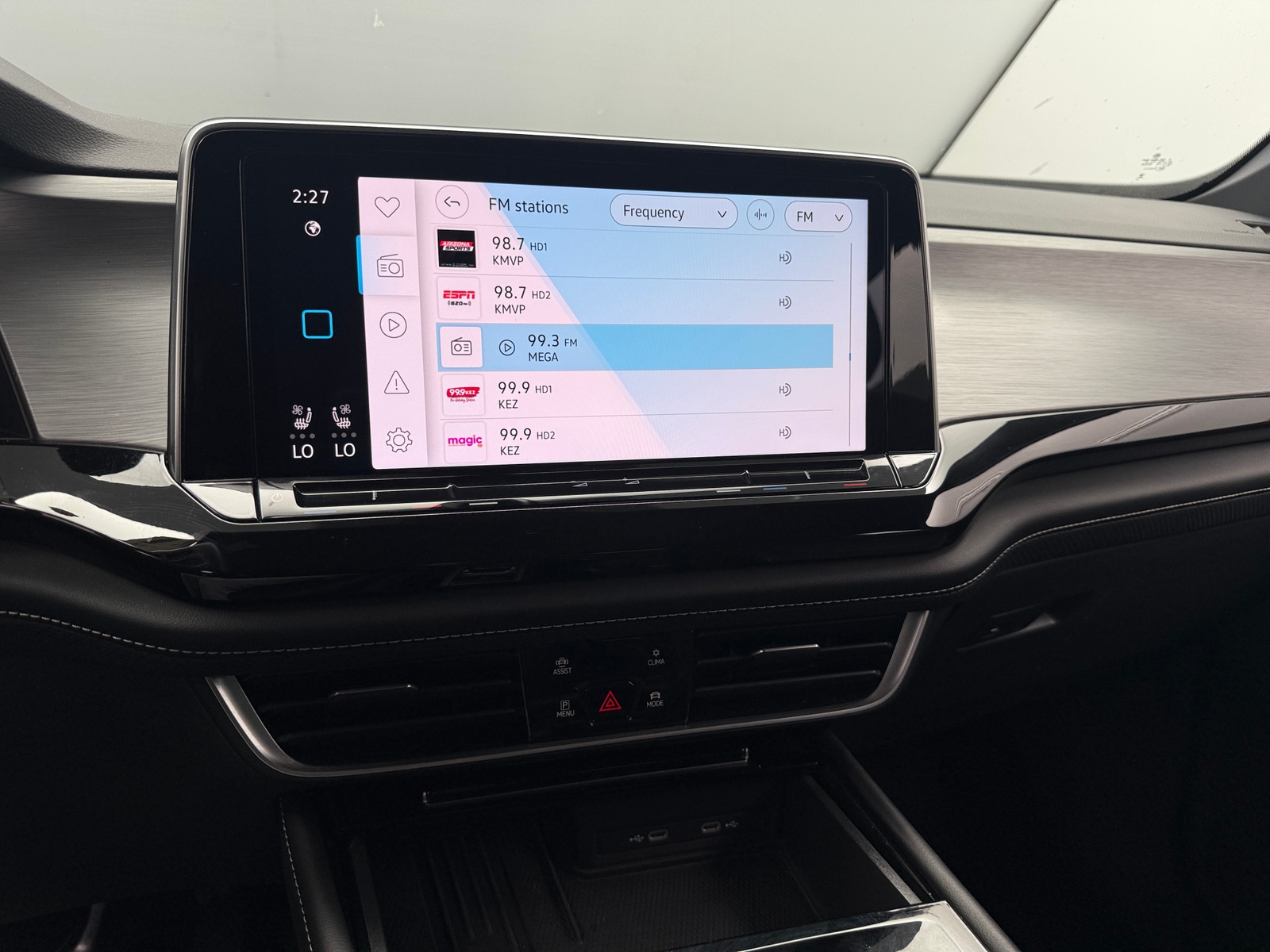 Thumbnail: 2025 Volkswagen Atlas - 3