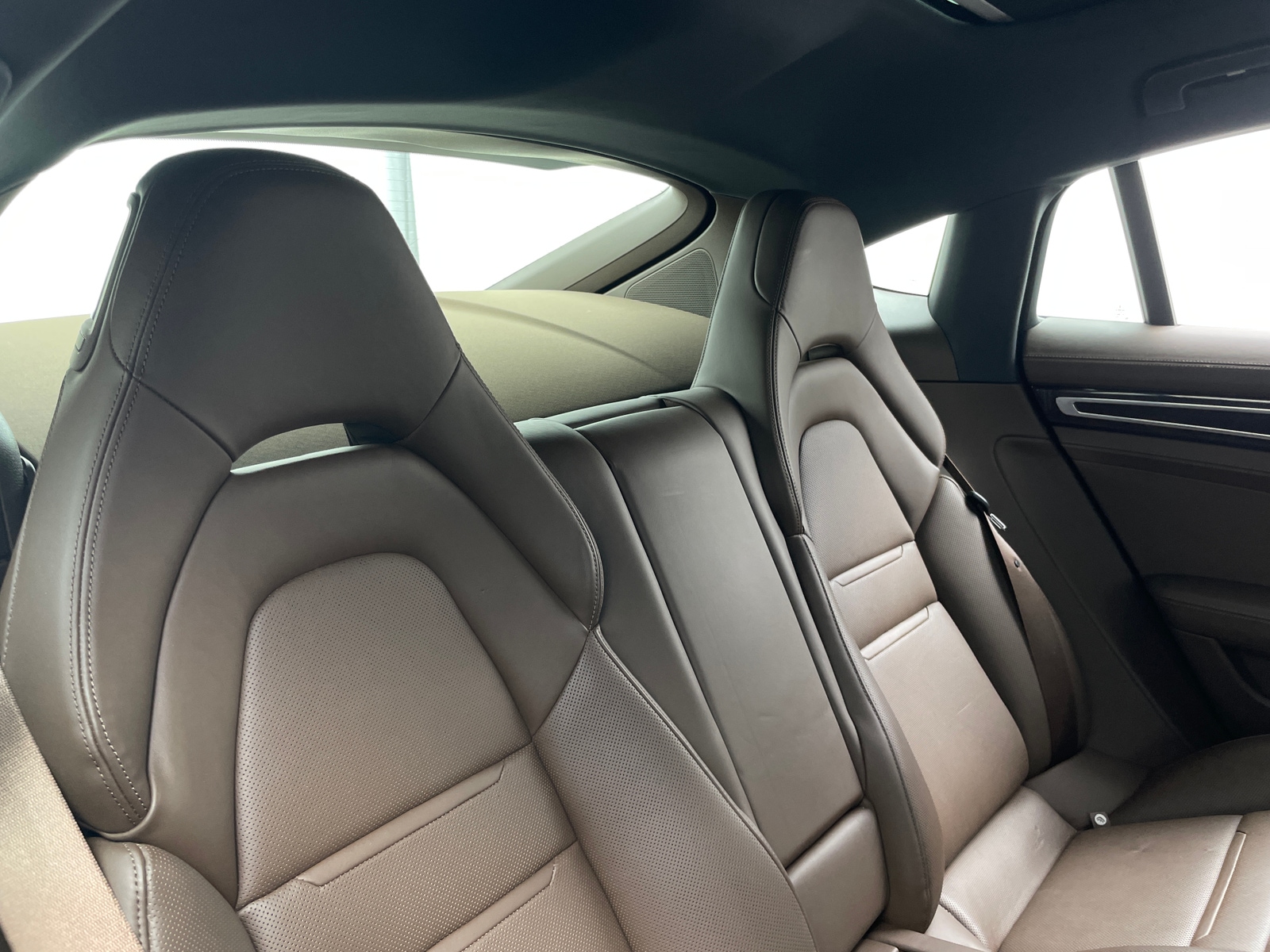 Thumbnail: 2018 Porsche Panamera - 5