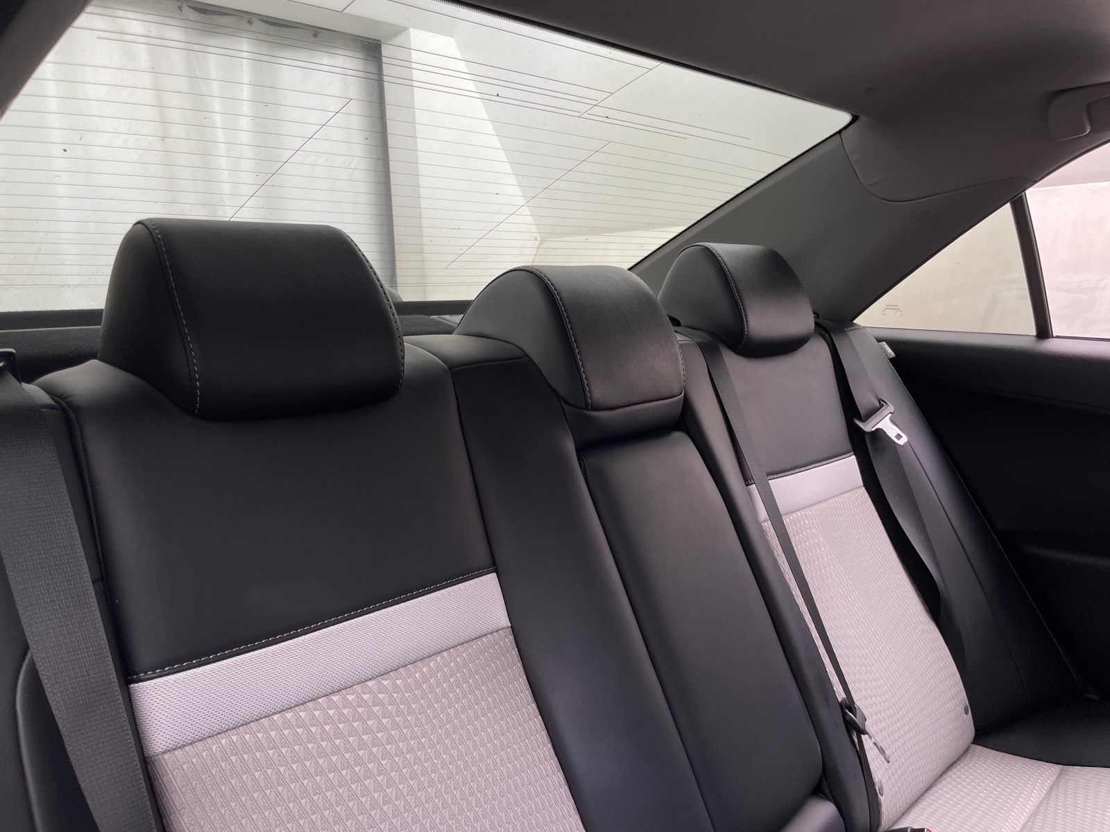 Thumbnail: 2012 Toyota Camry - 6