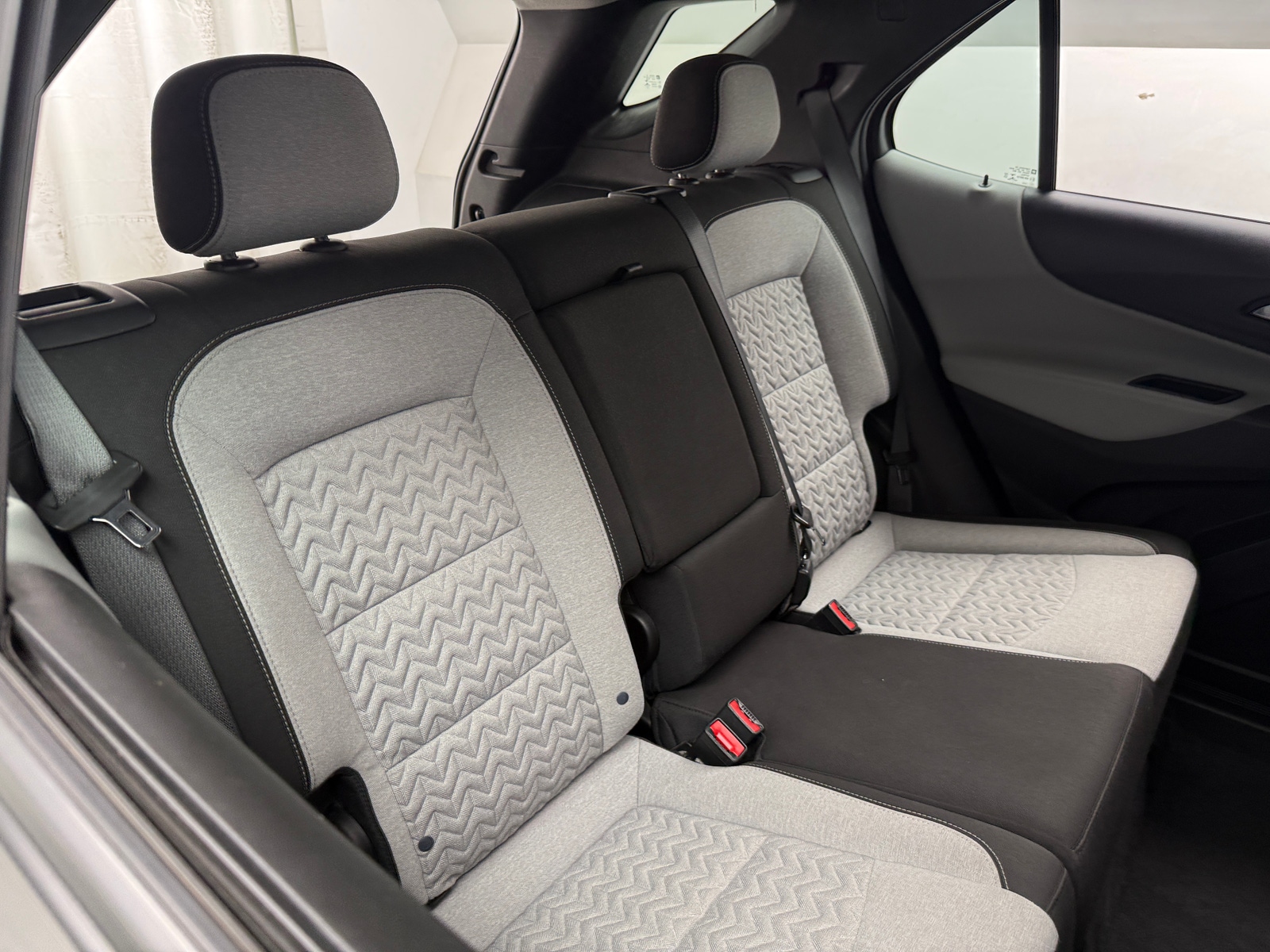 Thumbnail: 2022 Chevrolet Equinox - 6