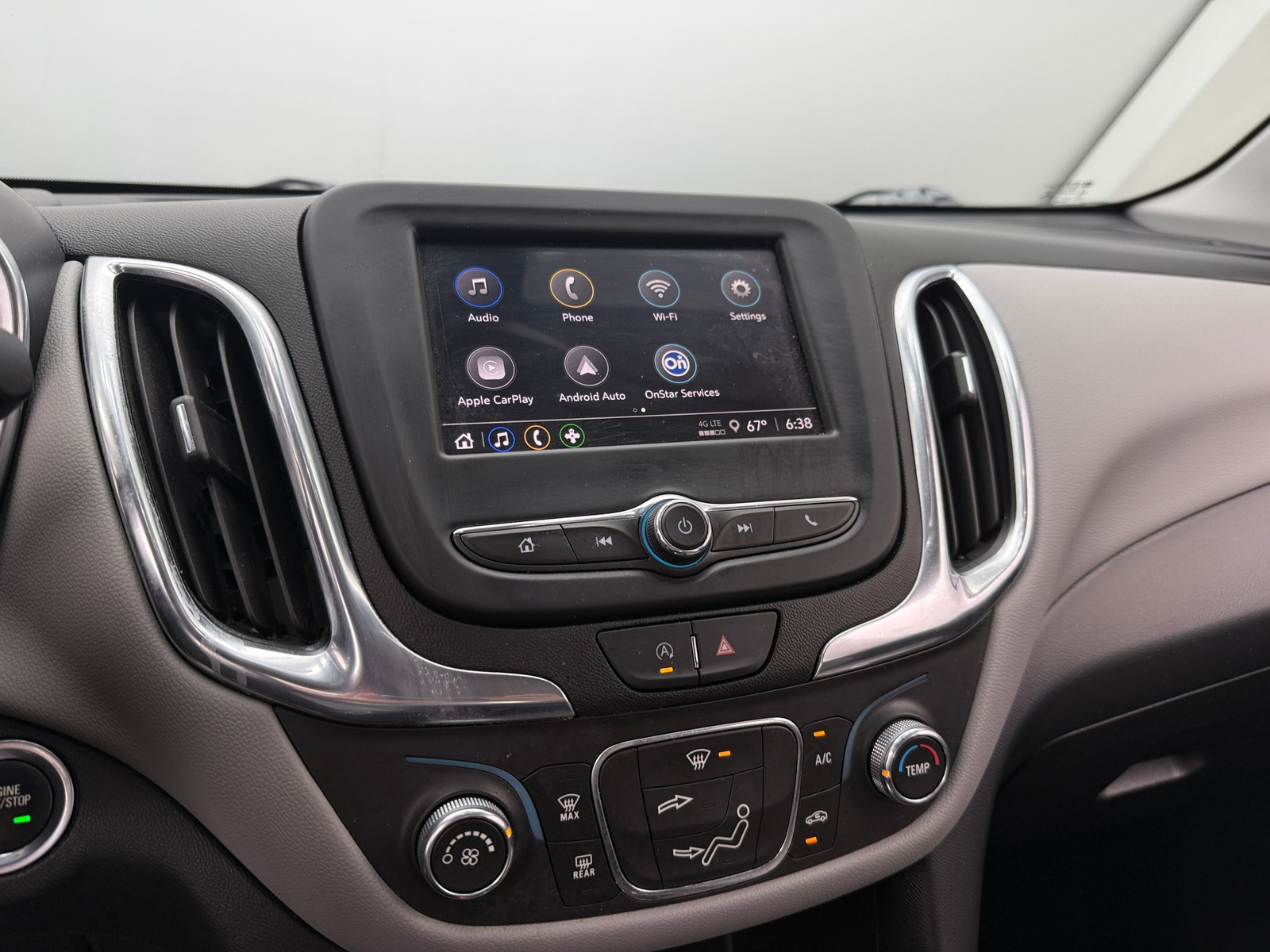 Thumbnail: 2022 Chevrolet Equinox - 4