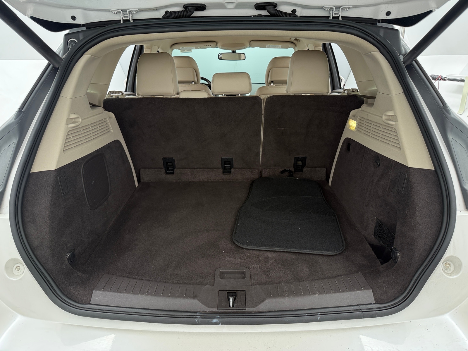 Thumbnail: 2017 Lincoln MKC - 6