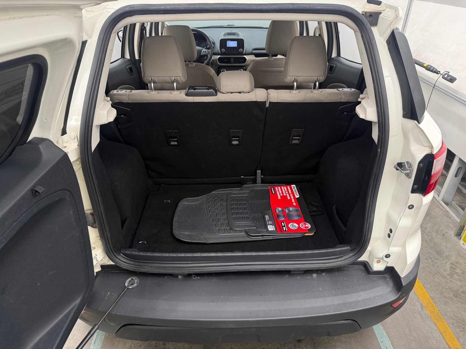 Thumbnail: 2020 Ford EcoSport - 7