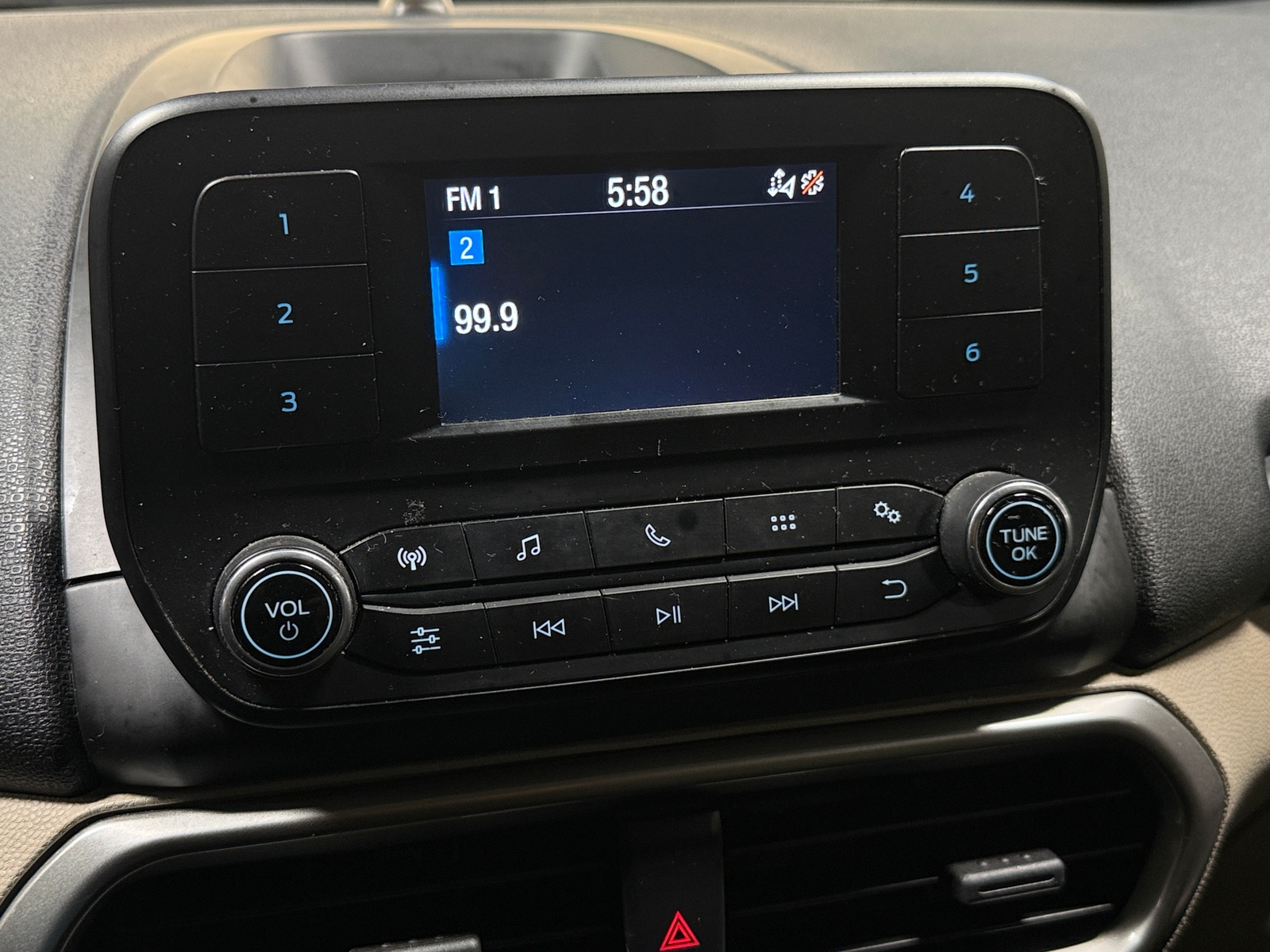 Thumbnail: 2020 Ford EcoSport - 4