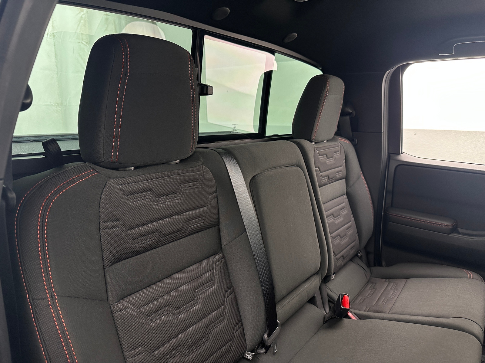 Thumbnail: 2024 Nissan Frontier - 6