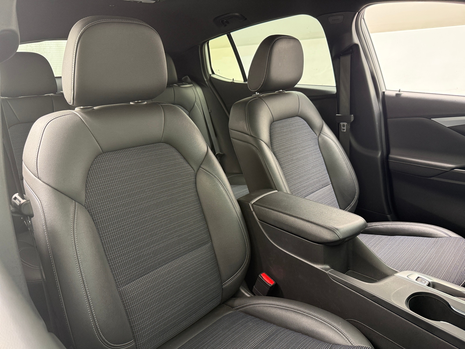 Thumbnail: 2025 Buick Envista - 2