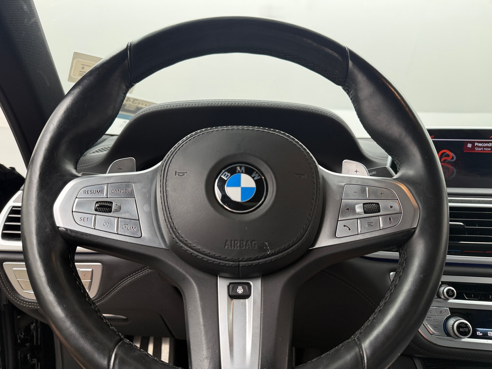 Thumbnail: 2021 BMW 7 Series - 4