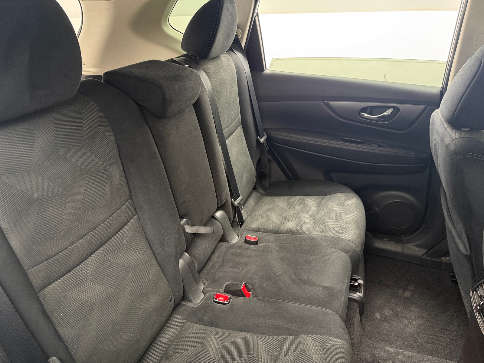 Thumbnail: 2015 Nissan Rogue - 6