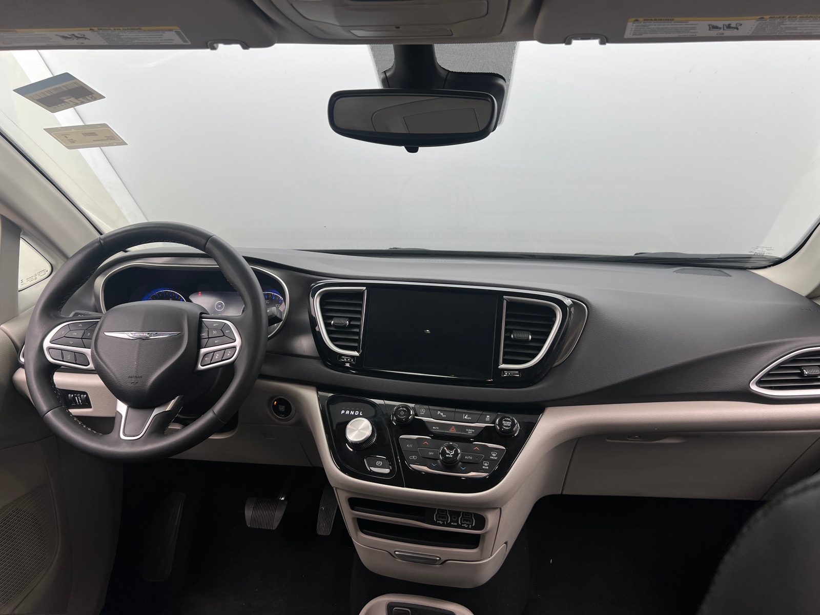 Thumbnail: 2024 Chrysler Pacifica - 2