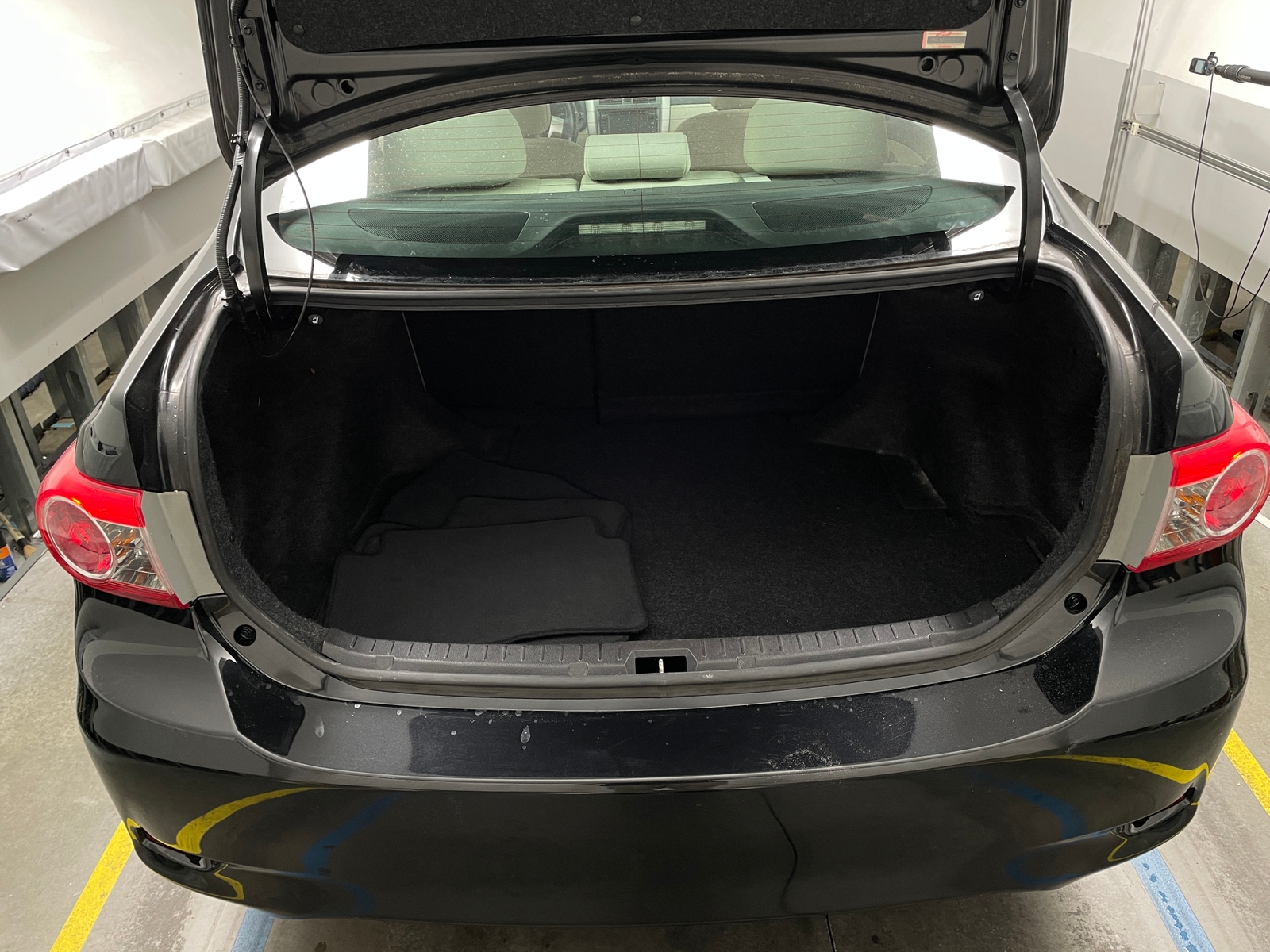 Thumbnail: 2013 Toyota Corolla - 7