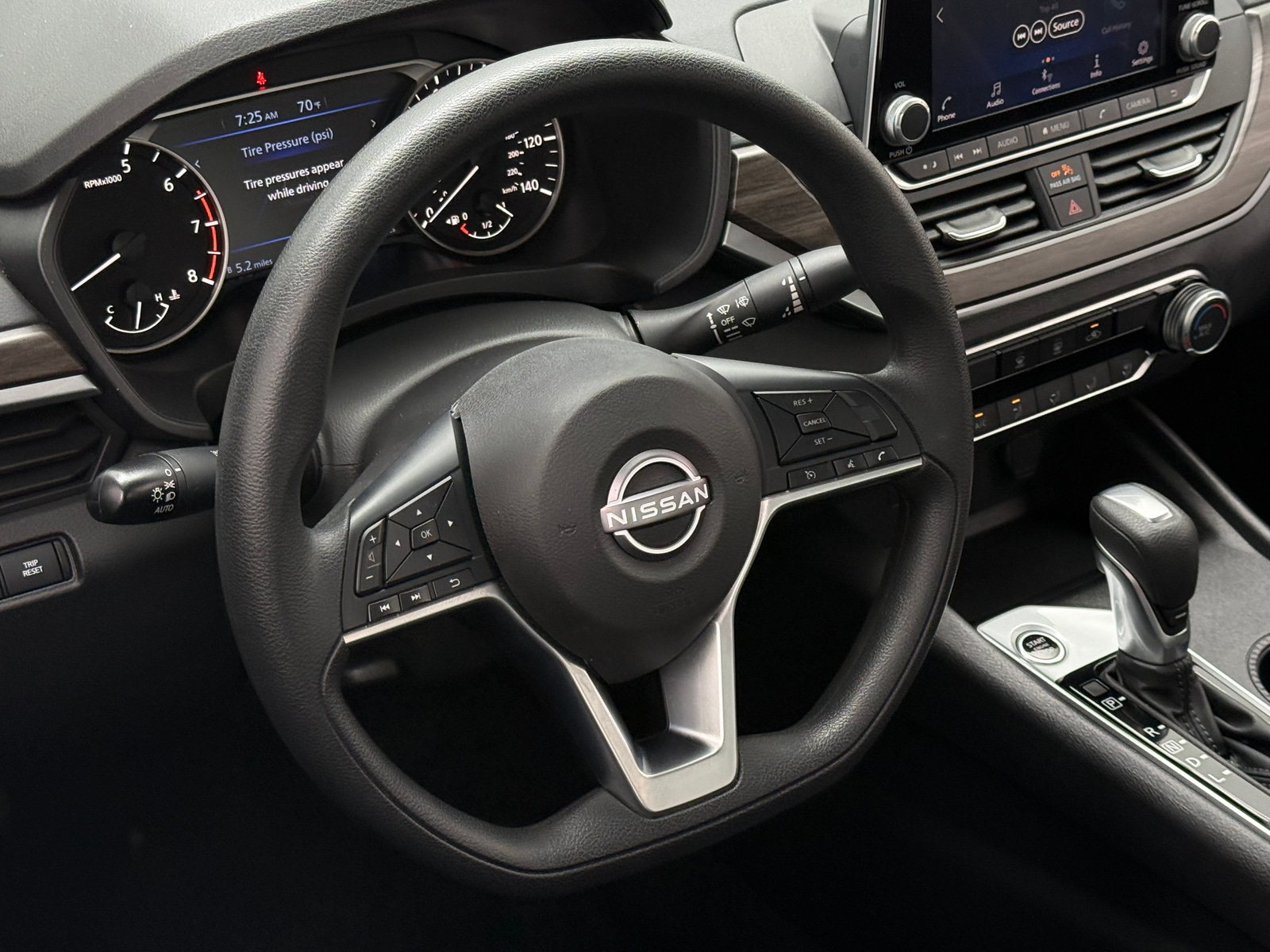 Thumbnail: 2025 Nissan Altima - 5