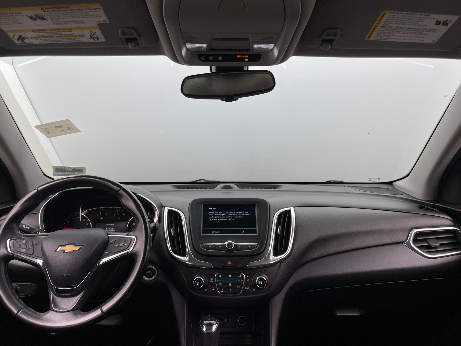 Thumbnail: 2019 Chevrolet Equinox - 3