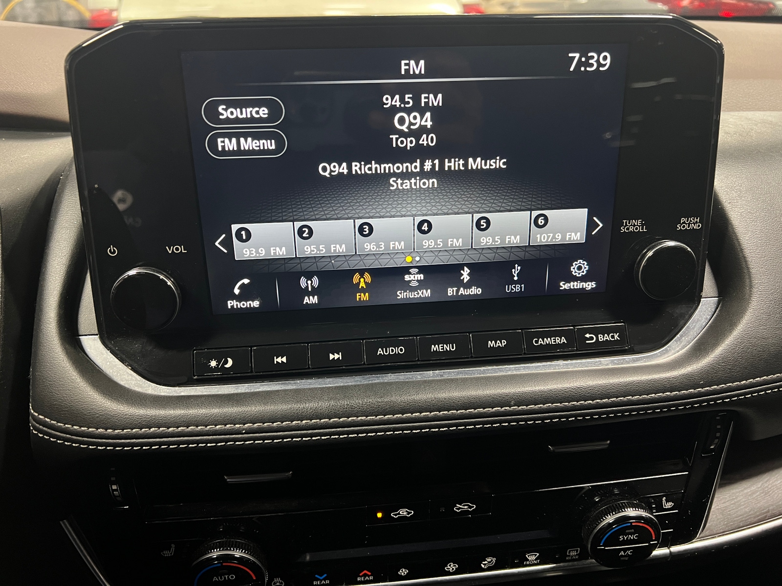 Thumbnail: 2021 Nissan Rogue - 3