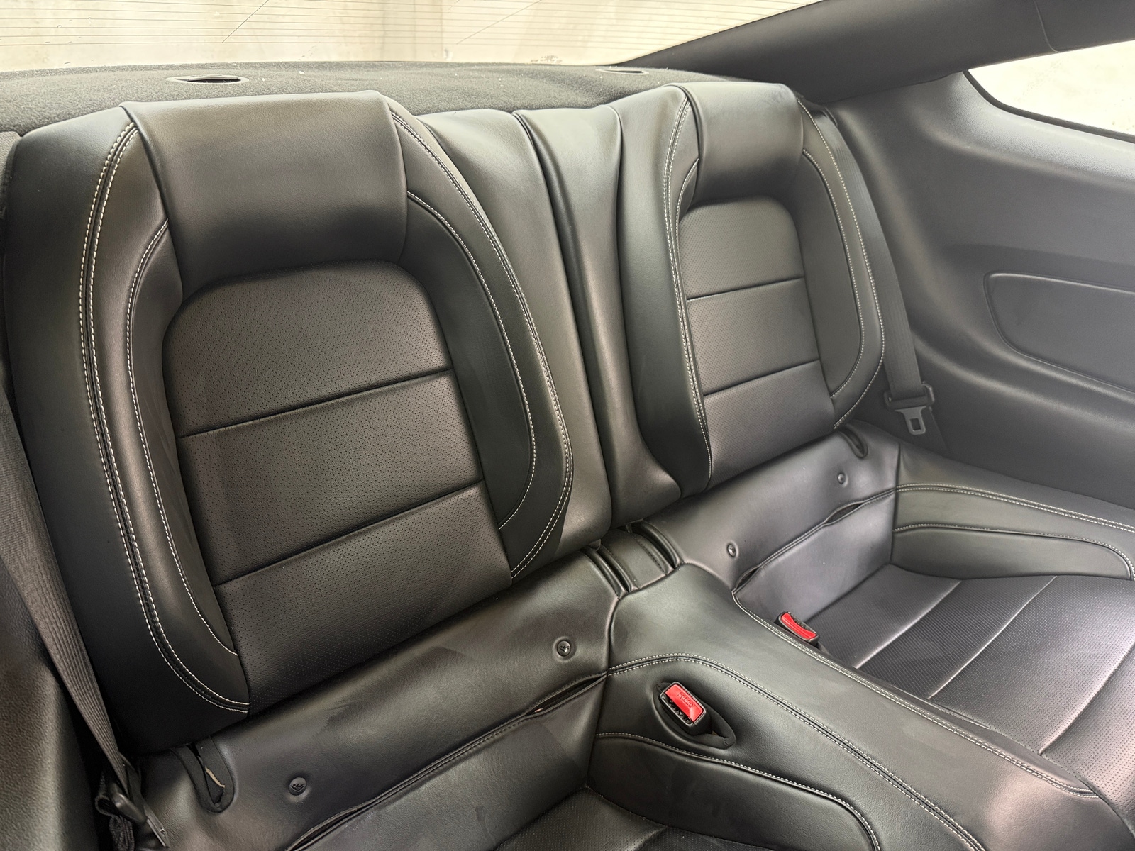 Thumbnail: 2015 Ford Mustang - 6