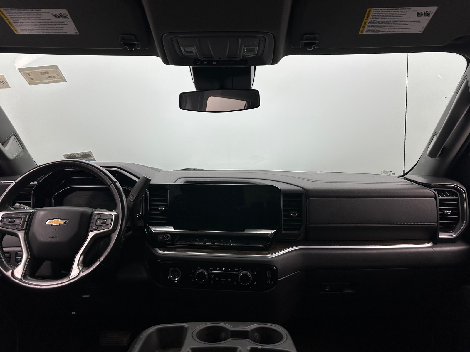 Thumbnail: 2022 Chevrolet Silverado 1500 - 3