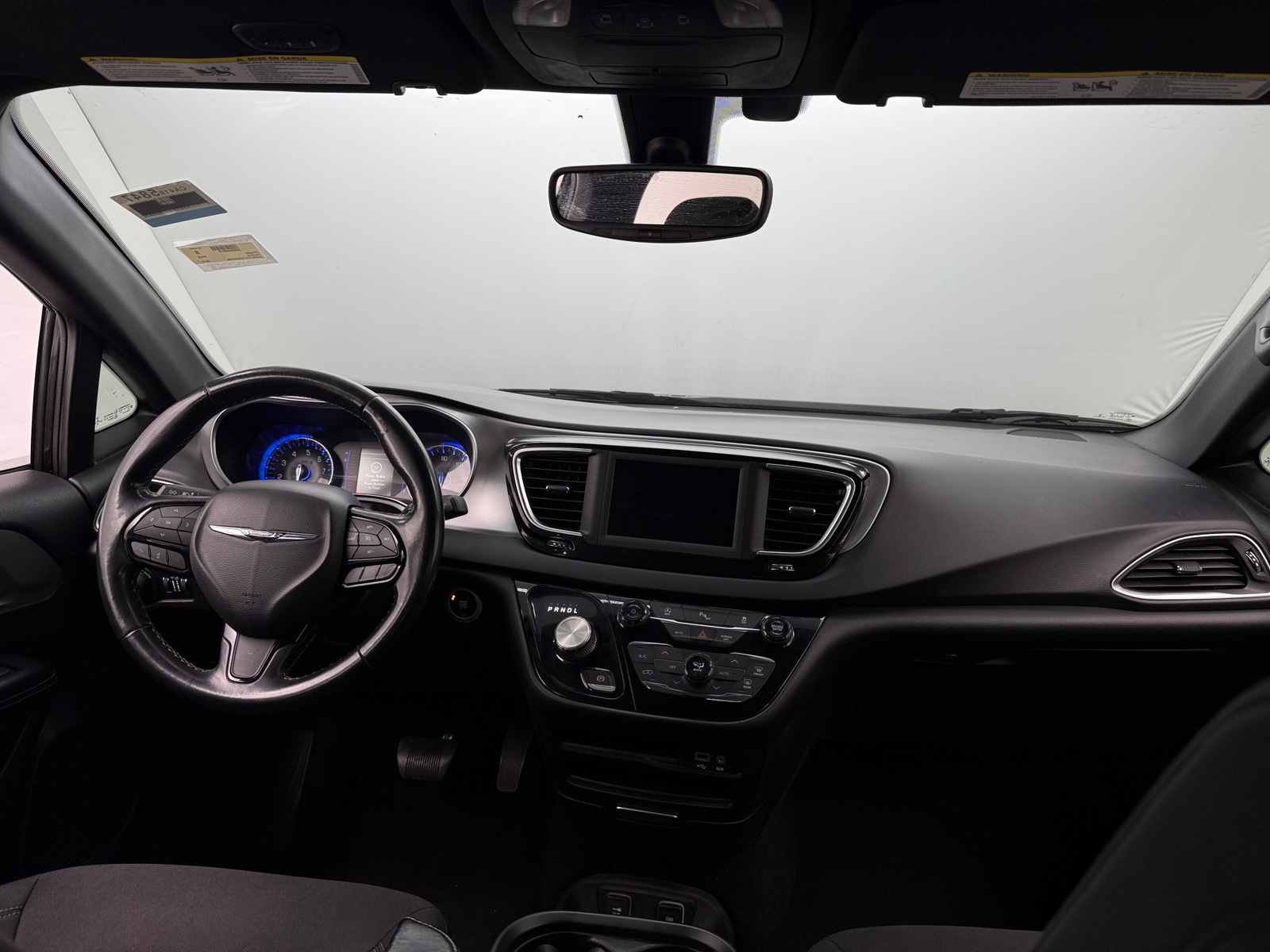 Thumbnail: 2019 Chrysler Pacifica - 3