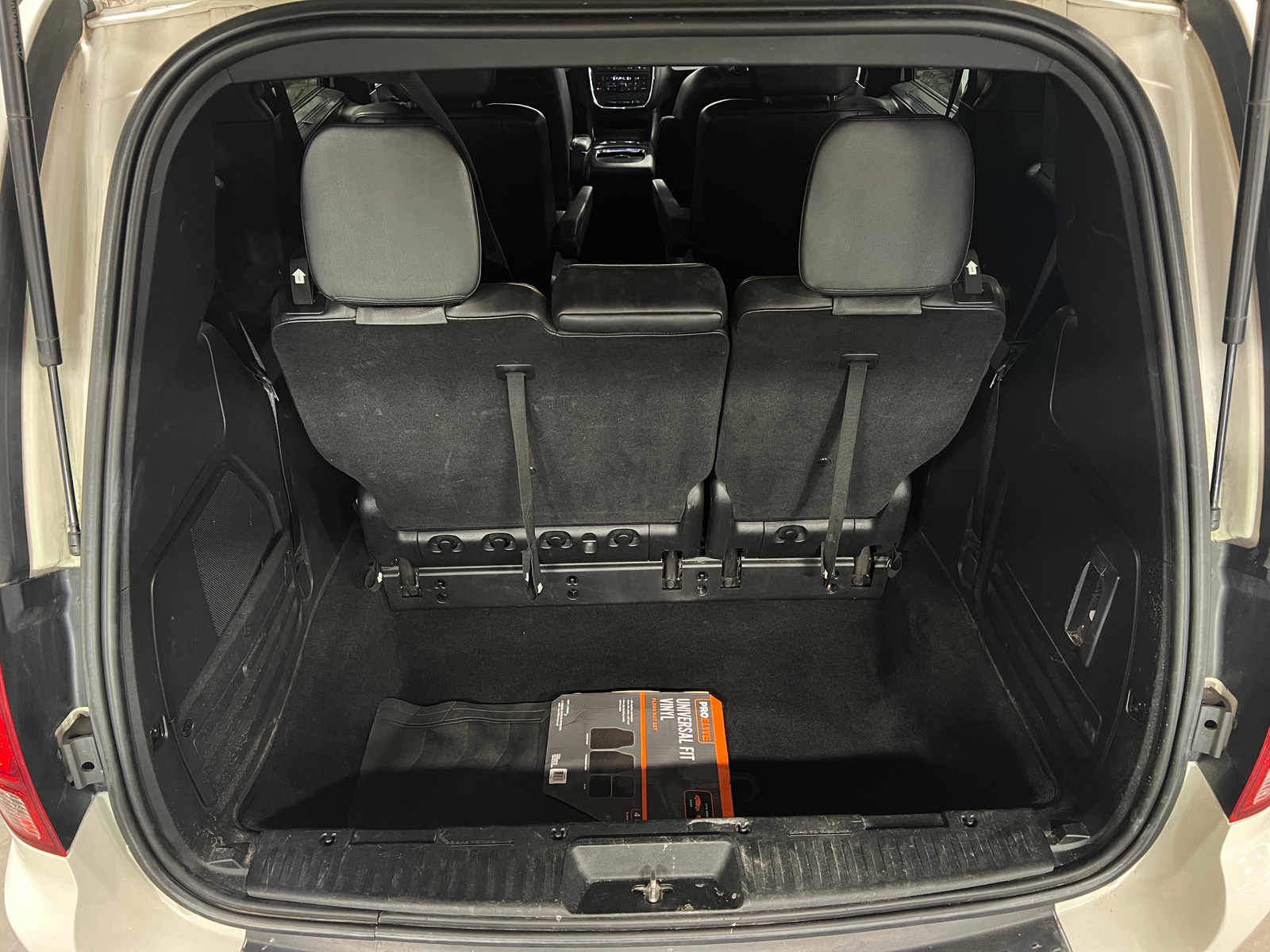 Thumbnail: 2012 Dodge Grand Caravan - 6