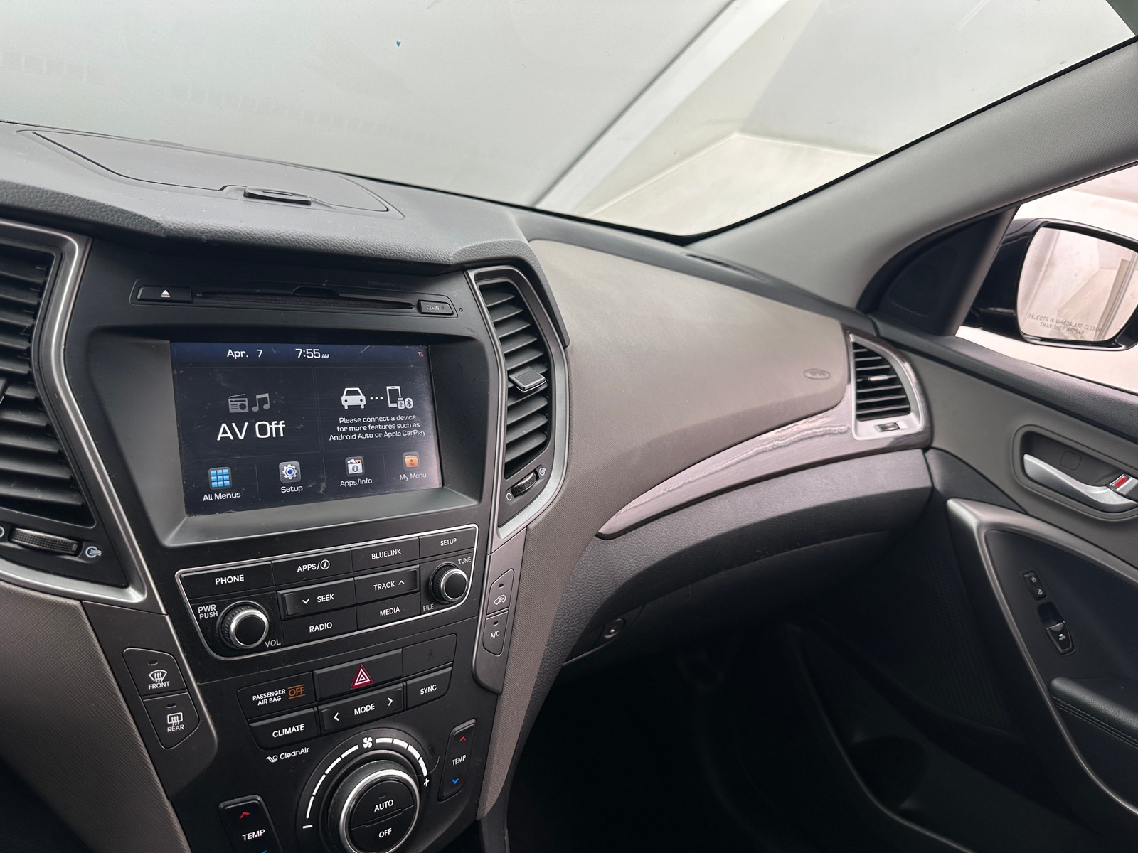 Thumbnail: 2018 Hyundai Santa Fe - 4