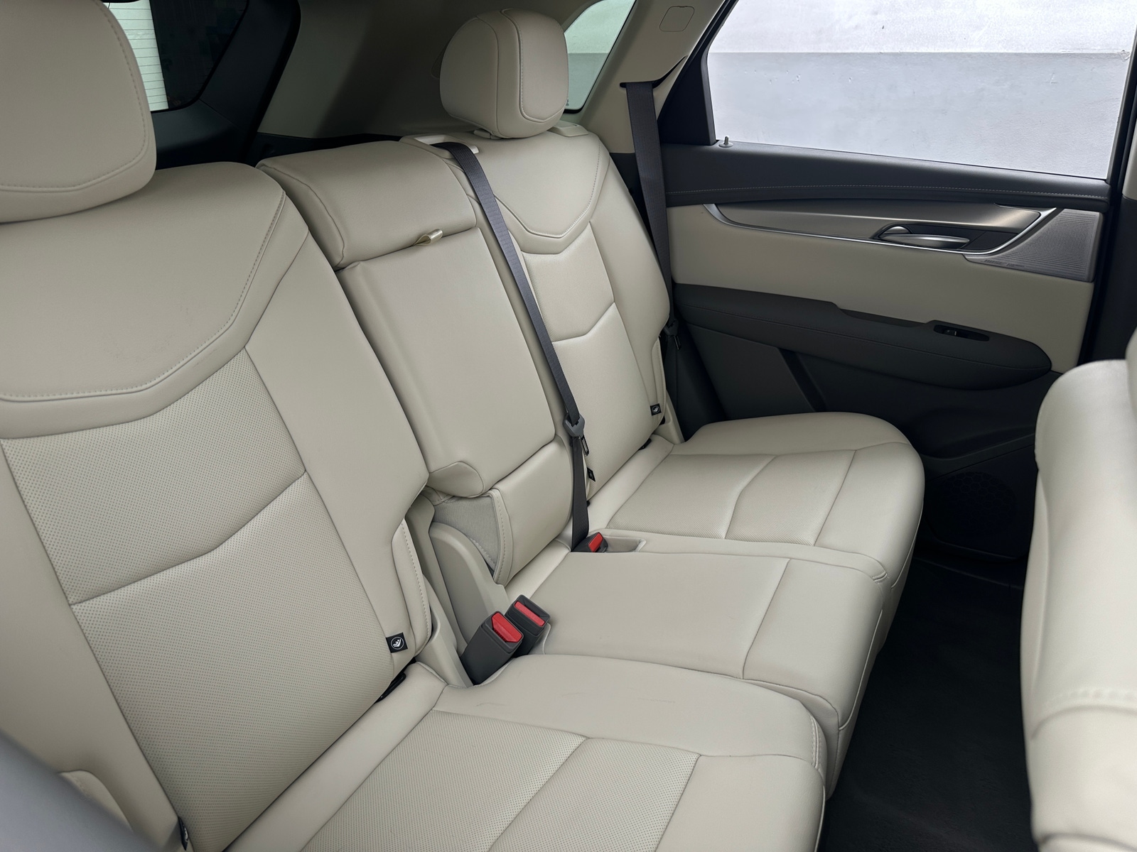 Thumbnail: 2023 Cadillac XT5 - 5