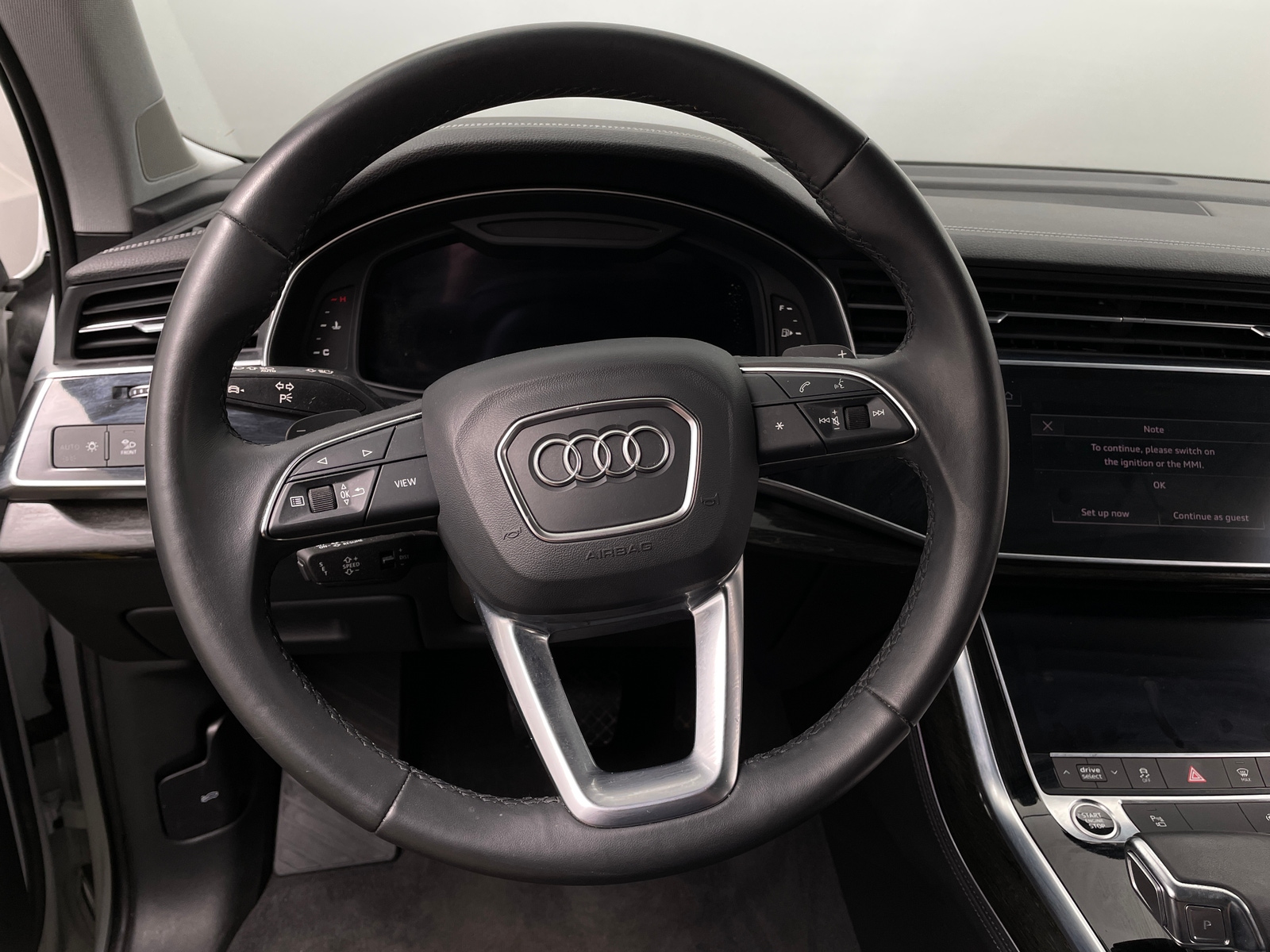 Thumbnail: 2023 Audi Q7 - 4