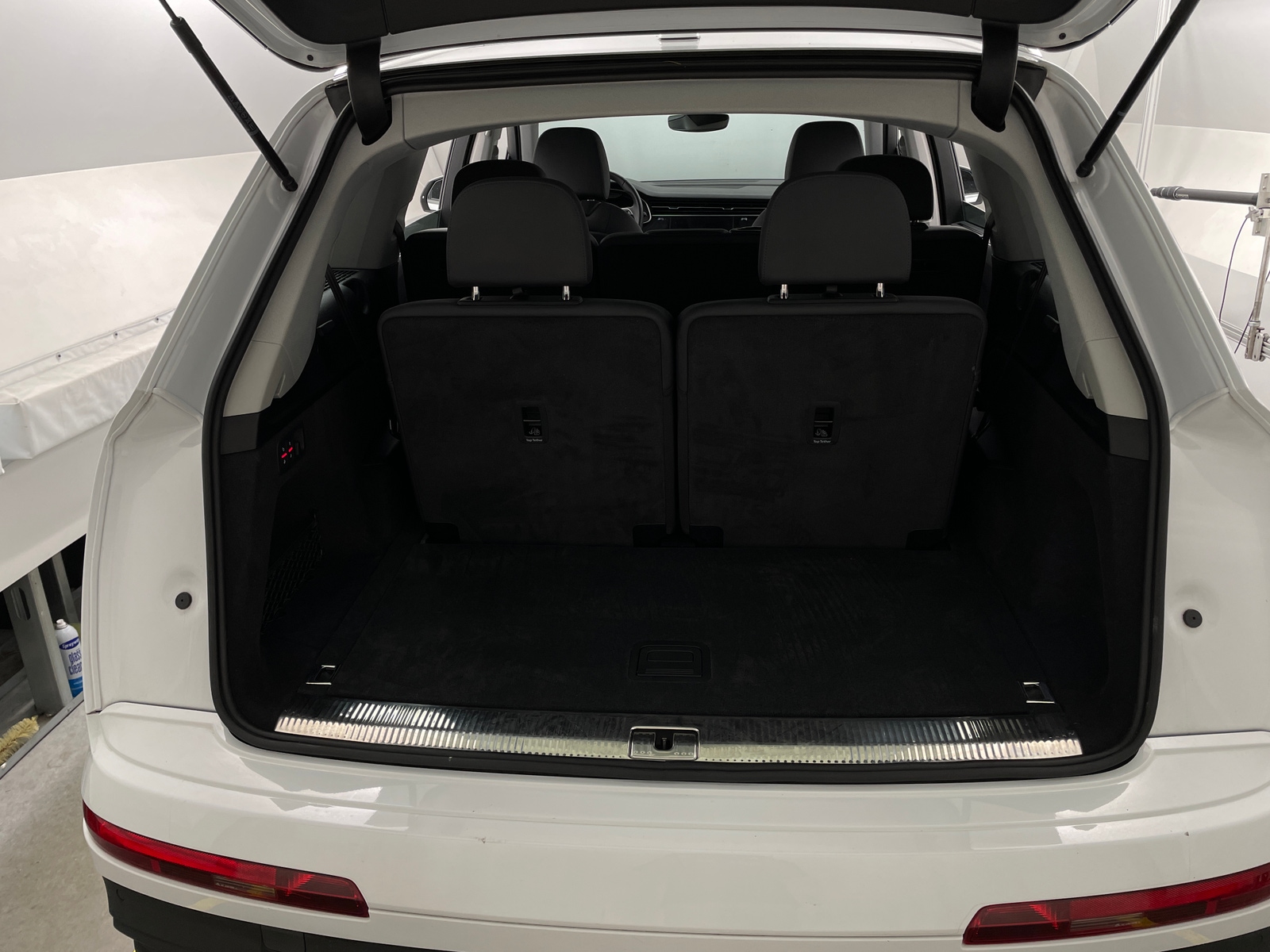 Thumbnail: 2023 Audi Q7 - 6