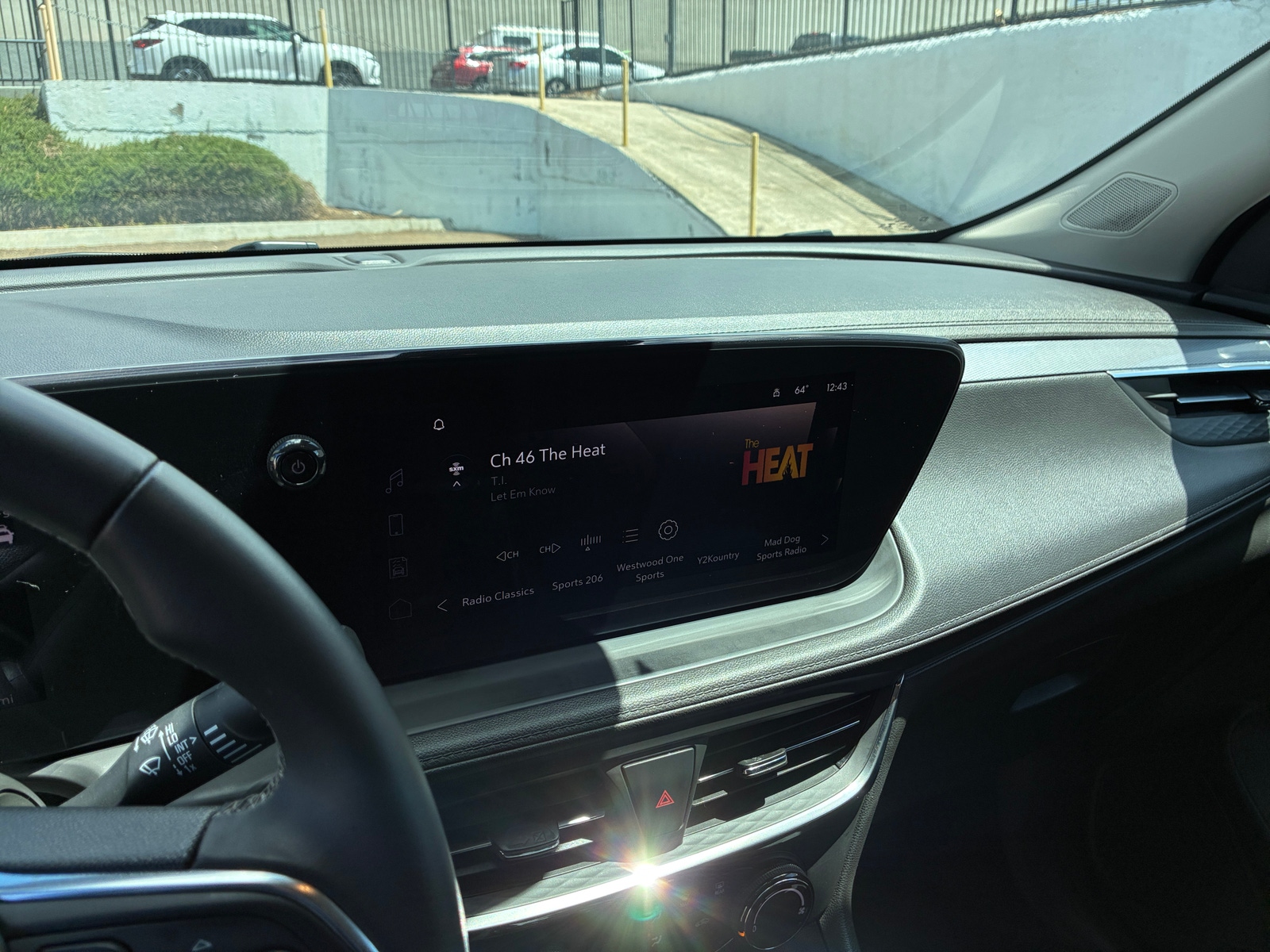 Thumbnail: 2025 Buick Encore GX - 4