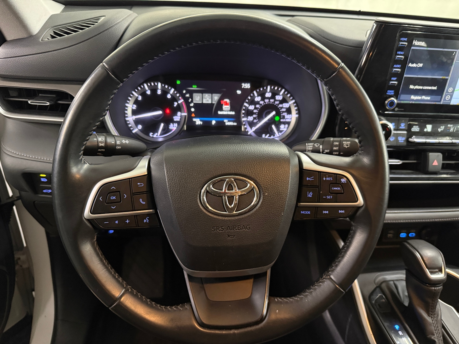 Thumbnail: 2022 Toyota Highlander - 4