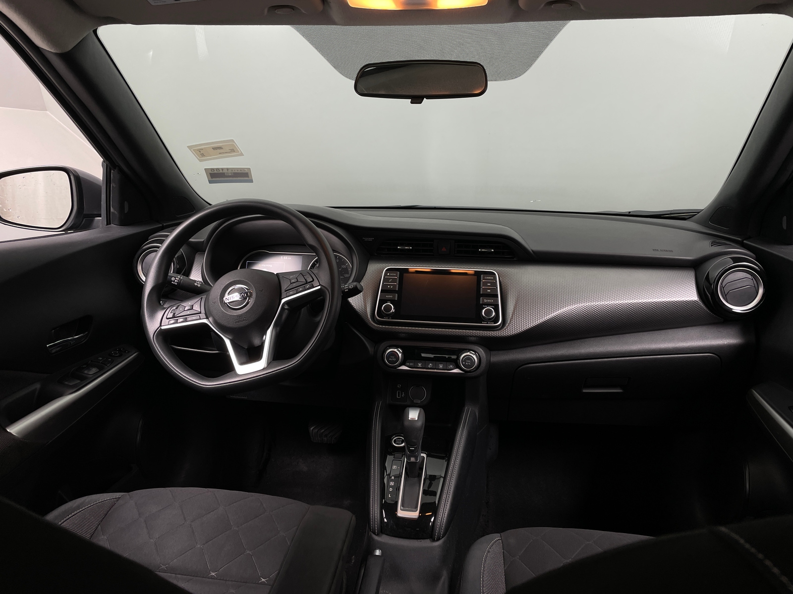 Thumbnail: 2019 Nissan Kicks - 3