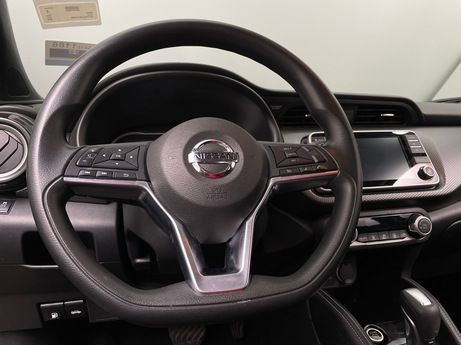 Thumbnail: 2019 Nissan Kicks - 5