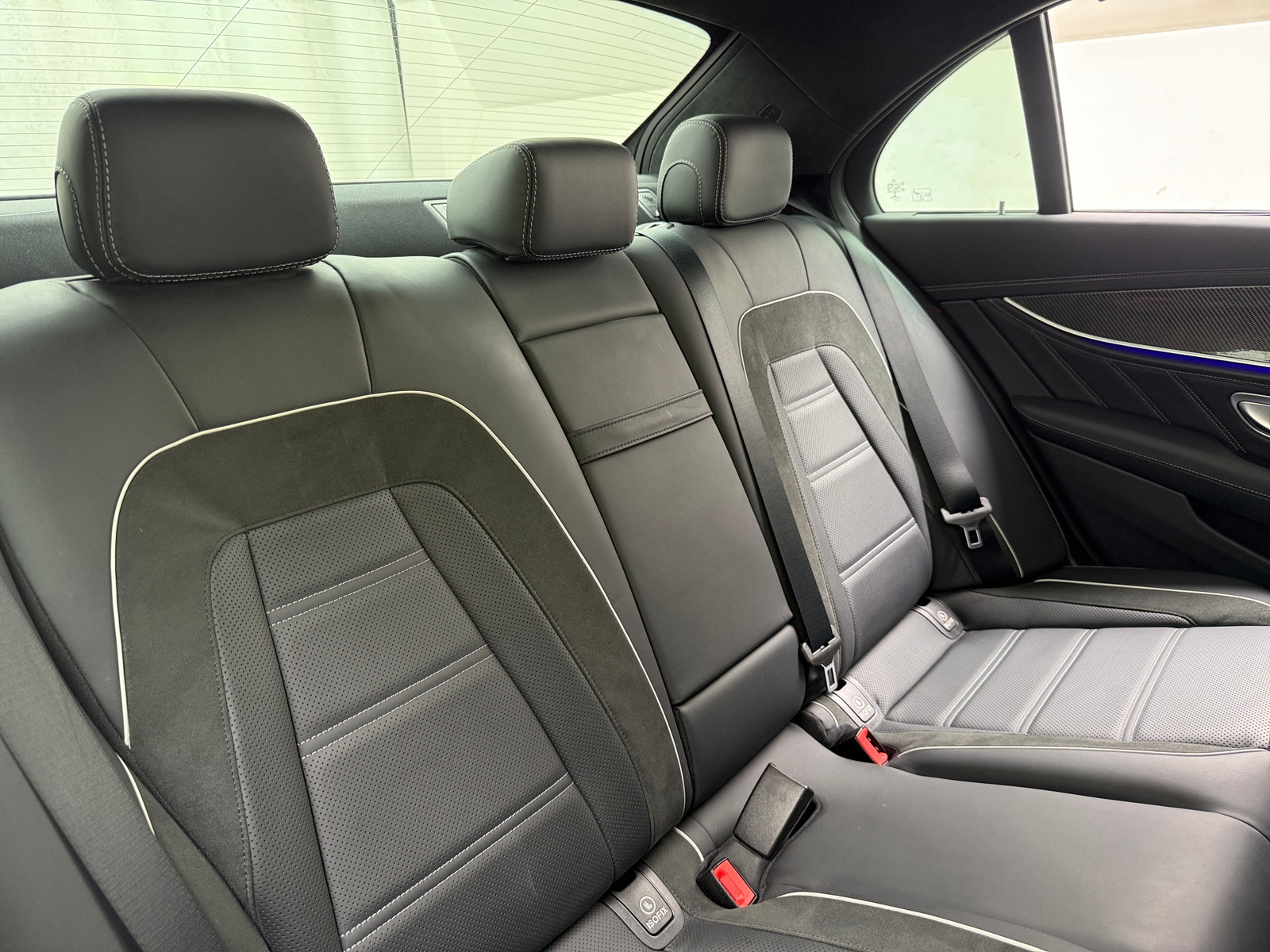 Thumbnail: 2021 Mercedes-Benz E-Class - 6