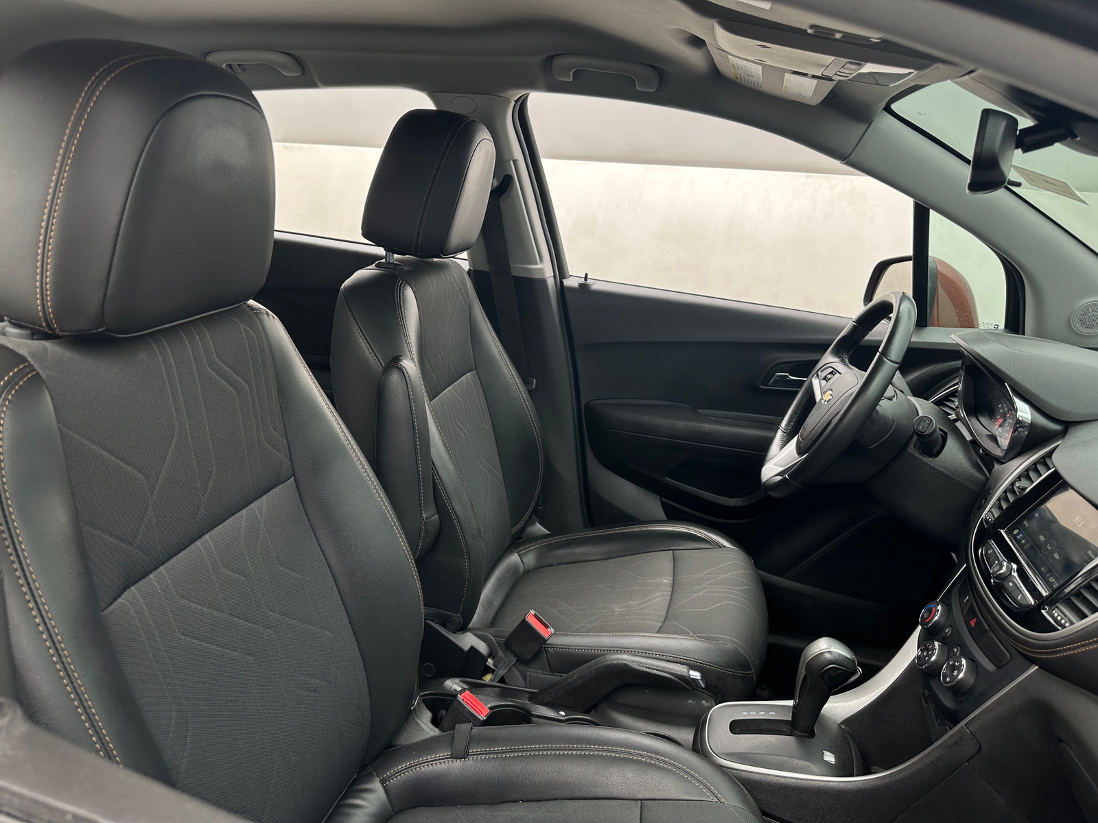 Thumbnail: 2019 Chevrolet Trax - 2