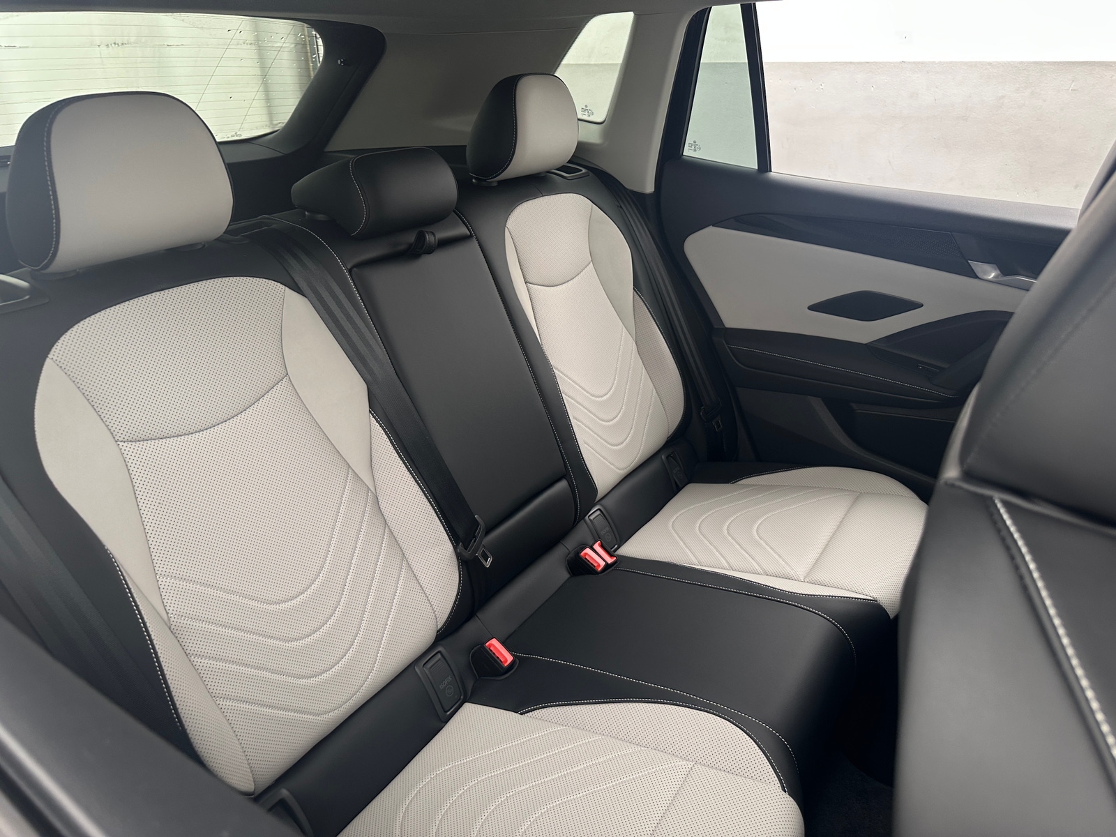 Thumbnail: 2025 Volkswagen Tiguan - 5