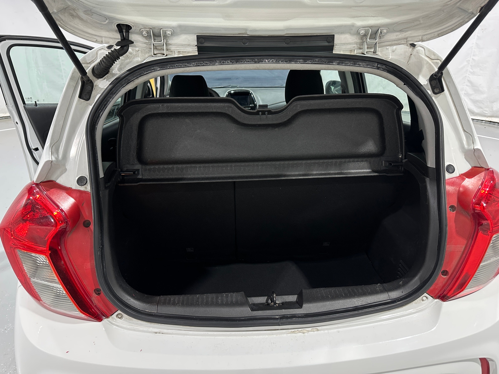 Thumbnail: 2020 Chevrolet Spark - 6