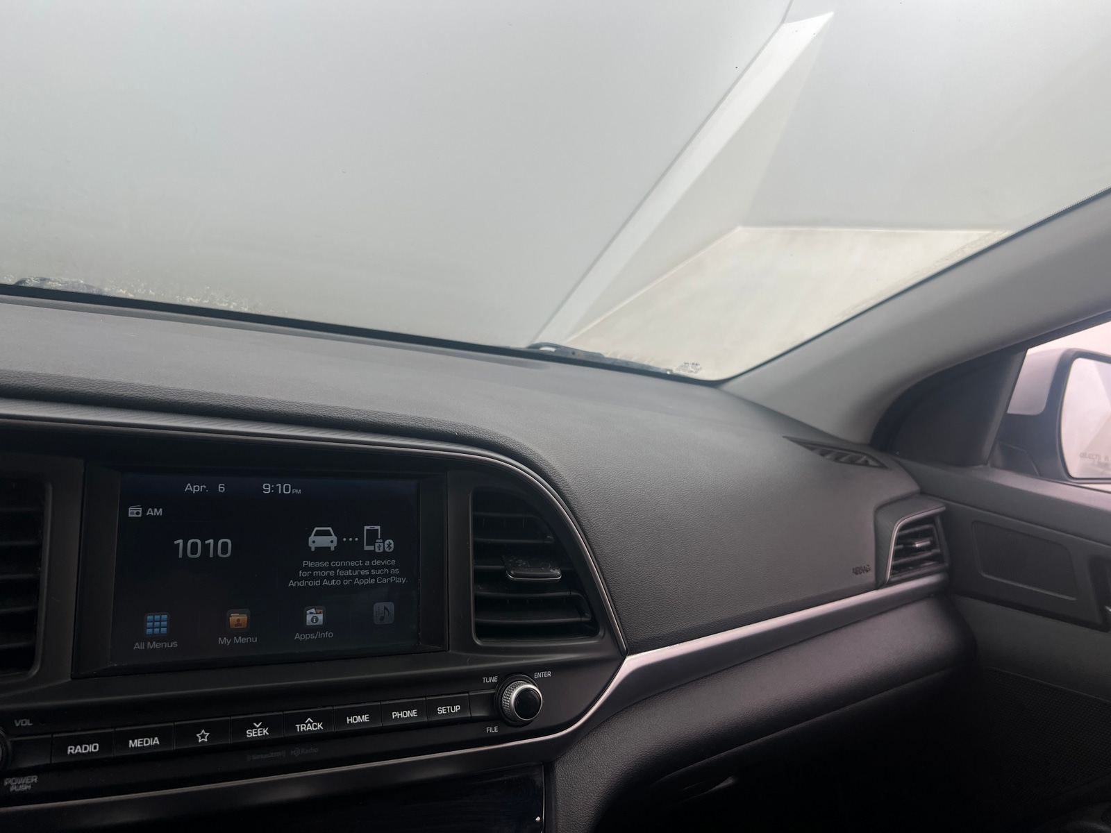 Thumbnail: 2019 Hyundai Elantra - 4