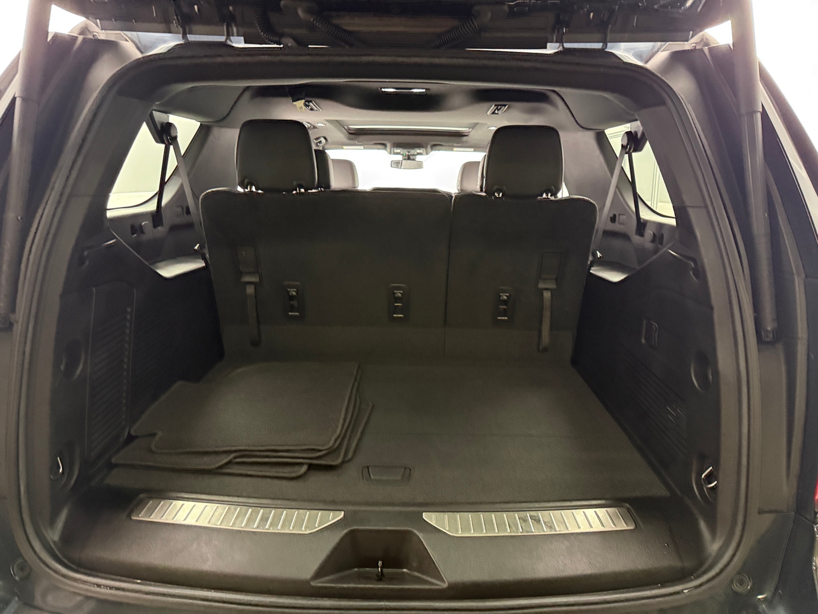 Thumbnail: 2021 Chevrolet Suburban - 6