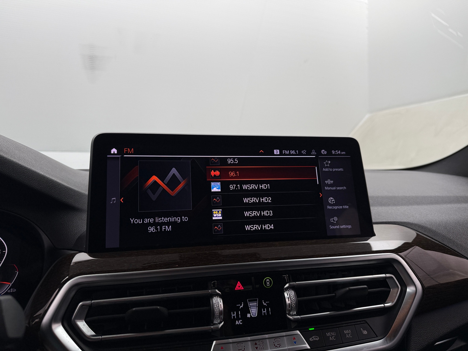 Thumbnail: 2023 BMW X4 - 3