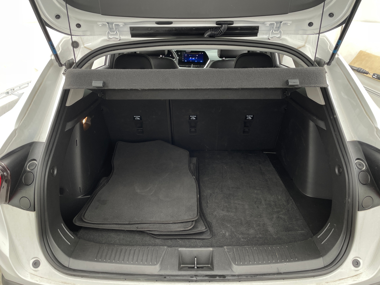 Thumbnail: 2025 Chevrolet Trax - 7