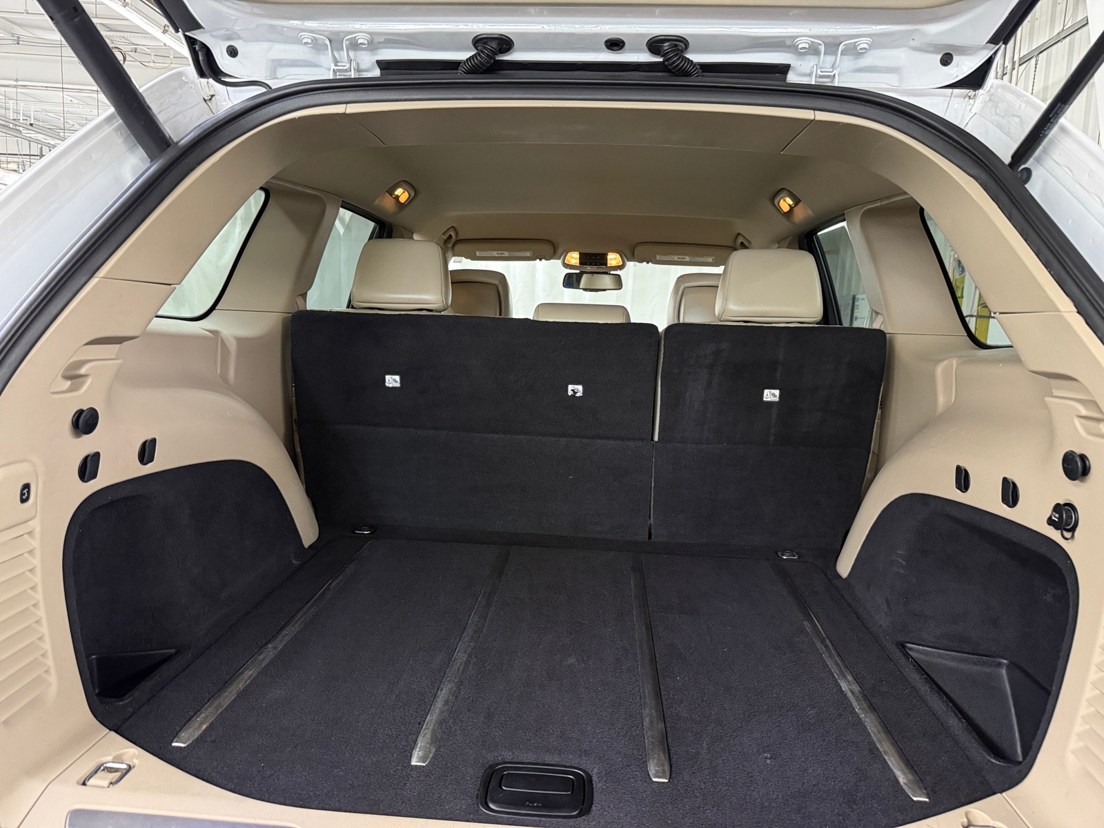 Thumbnail: 2015 Jeep Grand Cherokee - 6