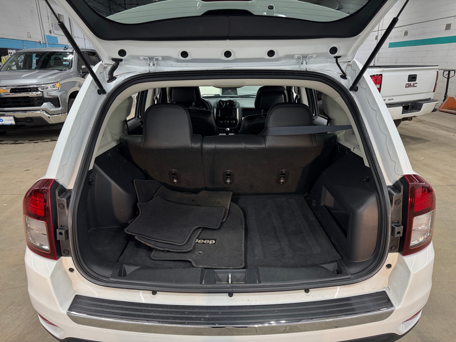 Thumbnail: 2015 Jeep Compass - 6