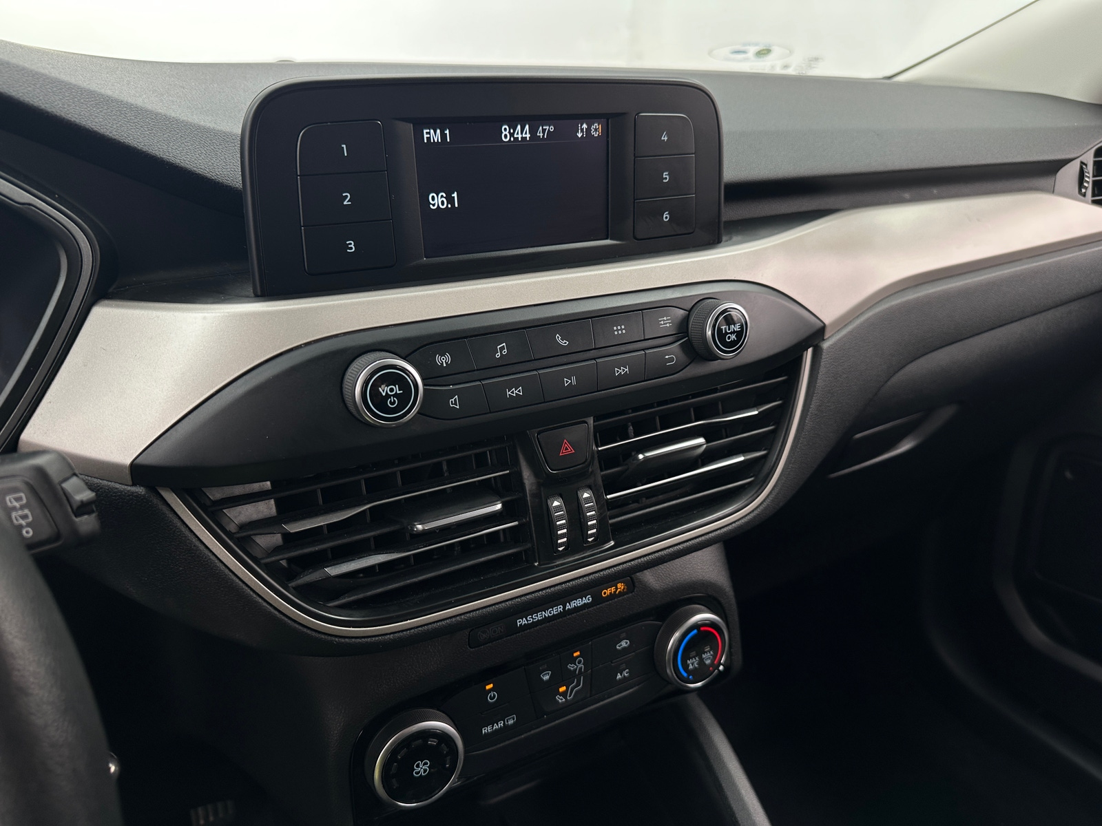 Thumbnail: 2022 Ford Escape - 4