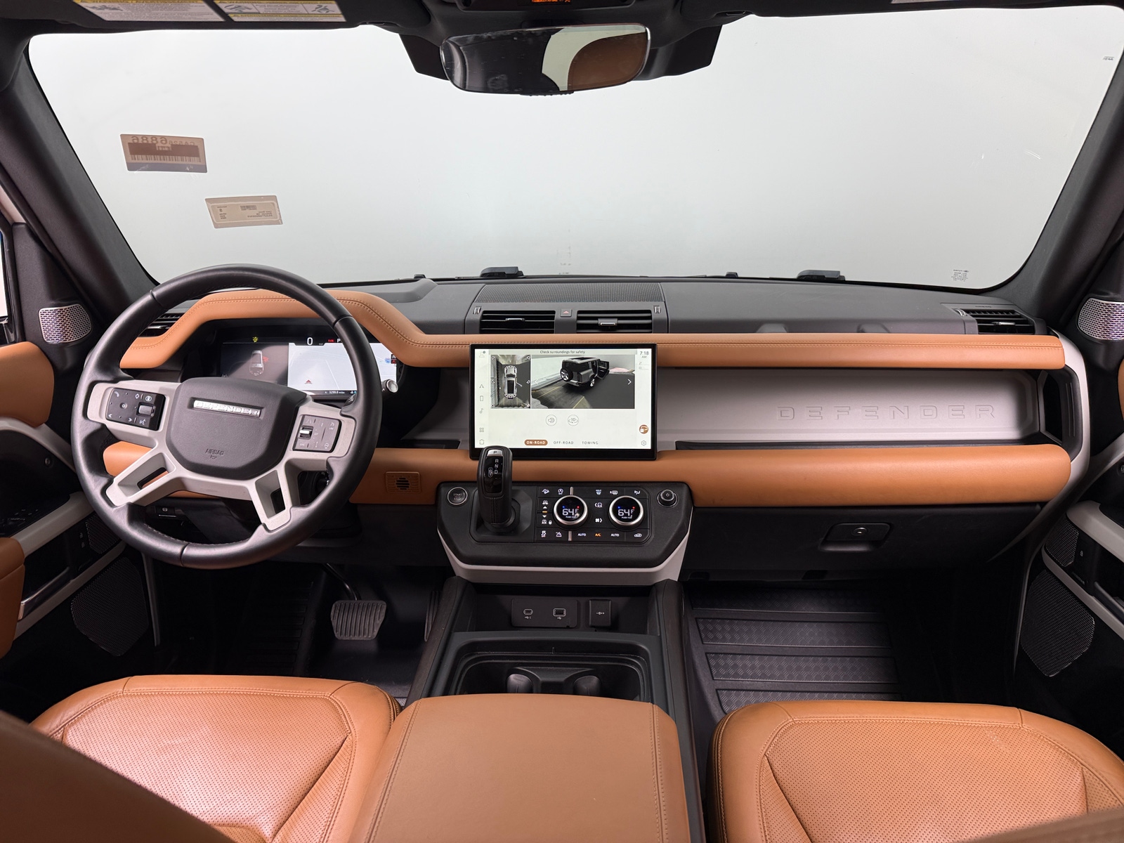 Thumbnail: 2024 Land Rover Defender - 2