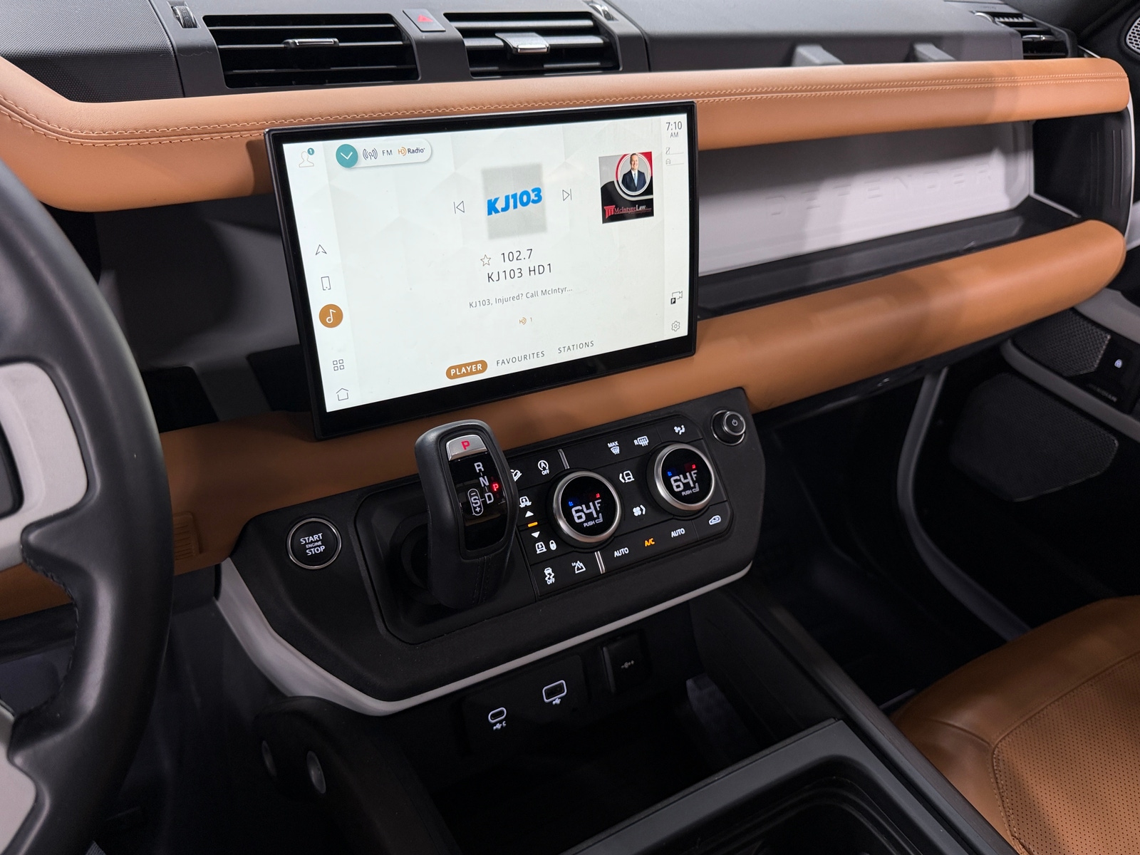 Thumbnail: 2024 Land Rover Defender - 3