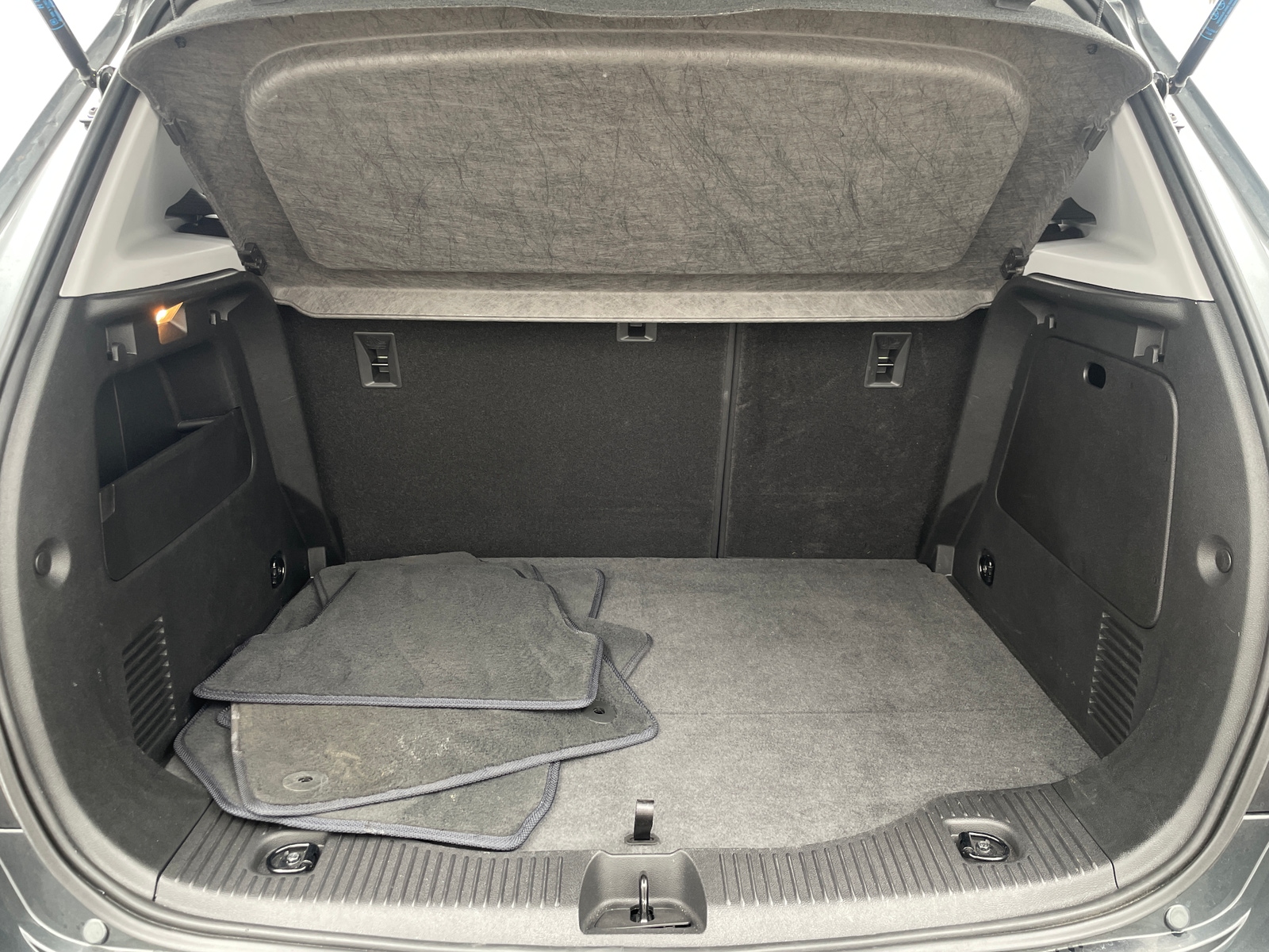 Thumbnail: 2020 Chevrolet Trax - 7