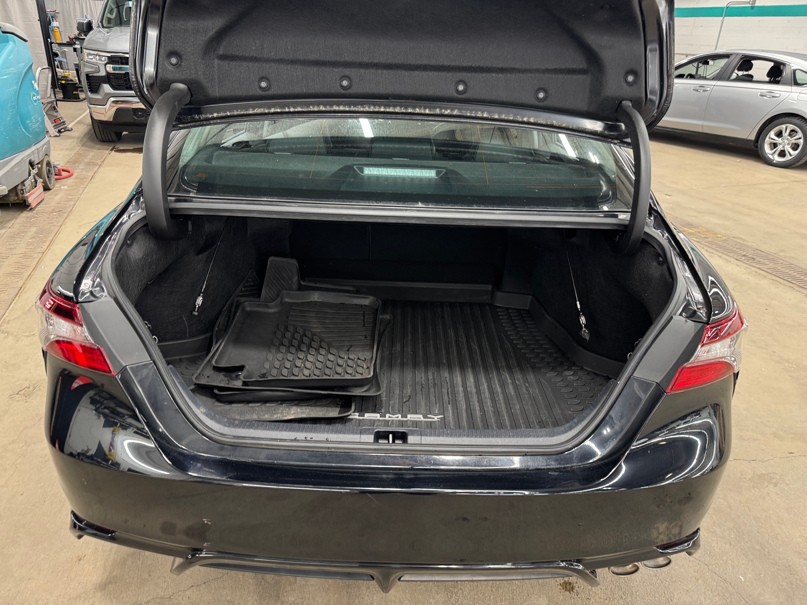 Thumbnail: 2024 Toyota Camry - 7