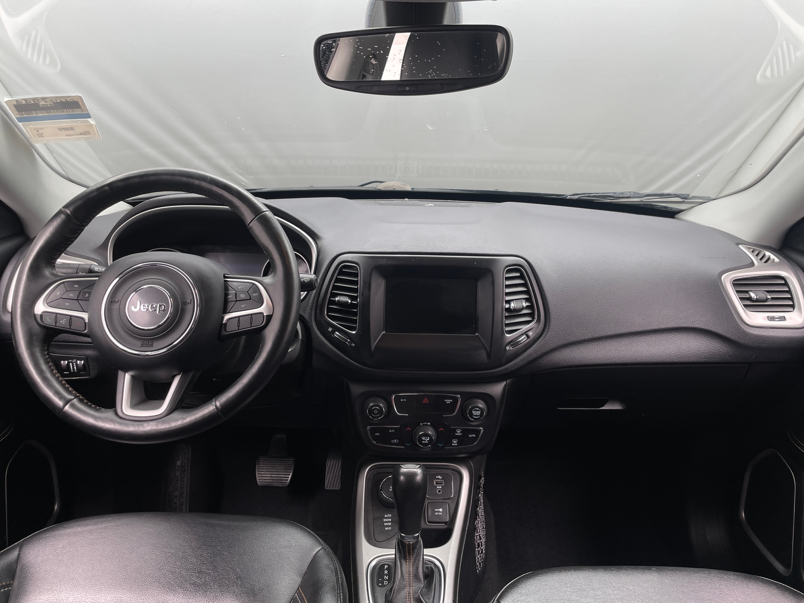 Thumbnail: 2018 Jeep Compass - 3