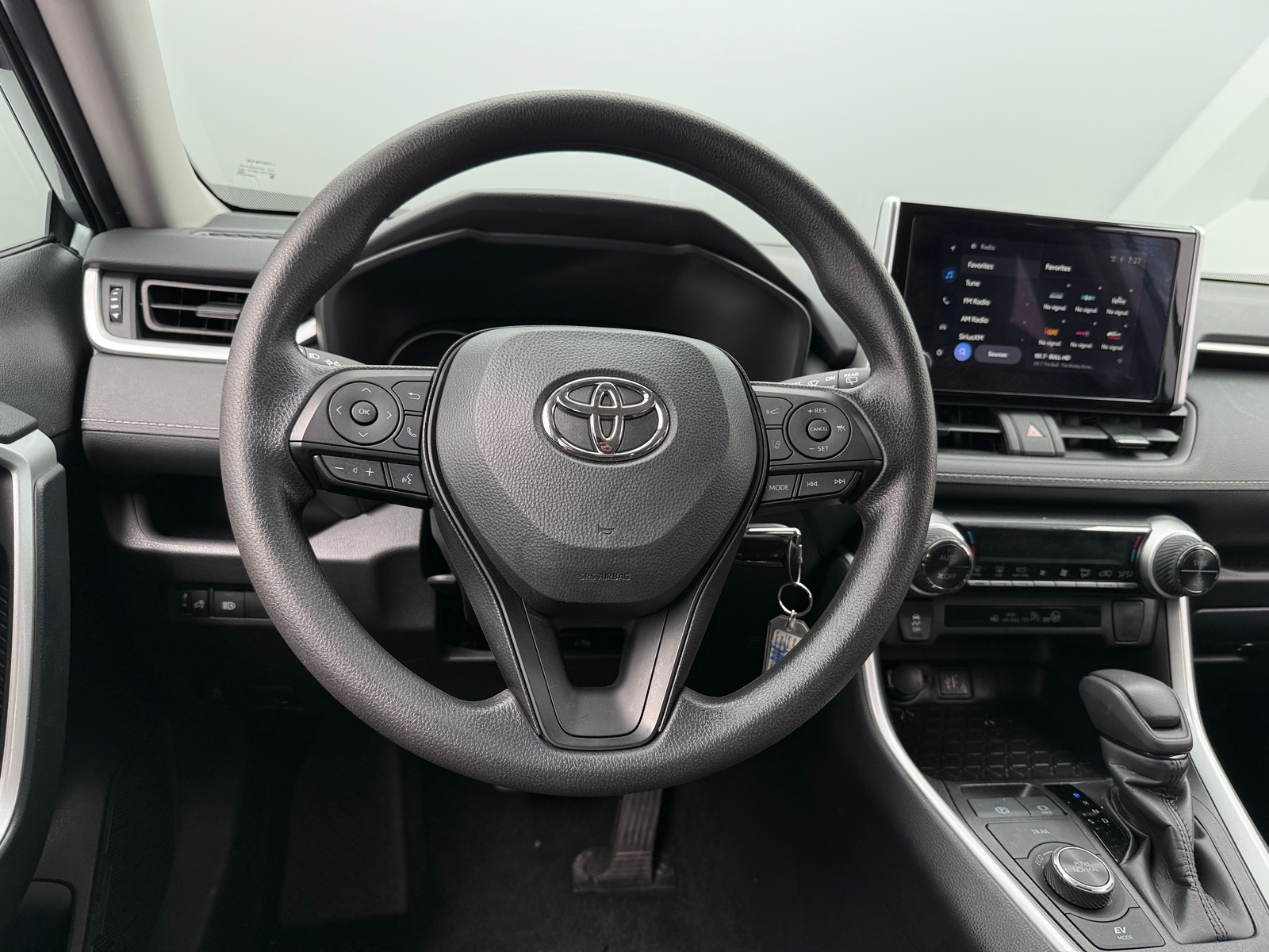 Thumbnail: 2025 Toyota RAV4 - 5