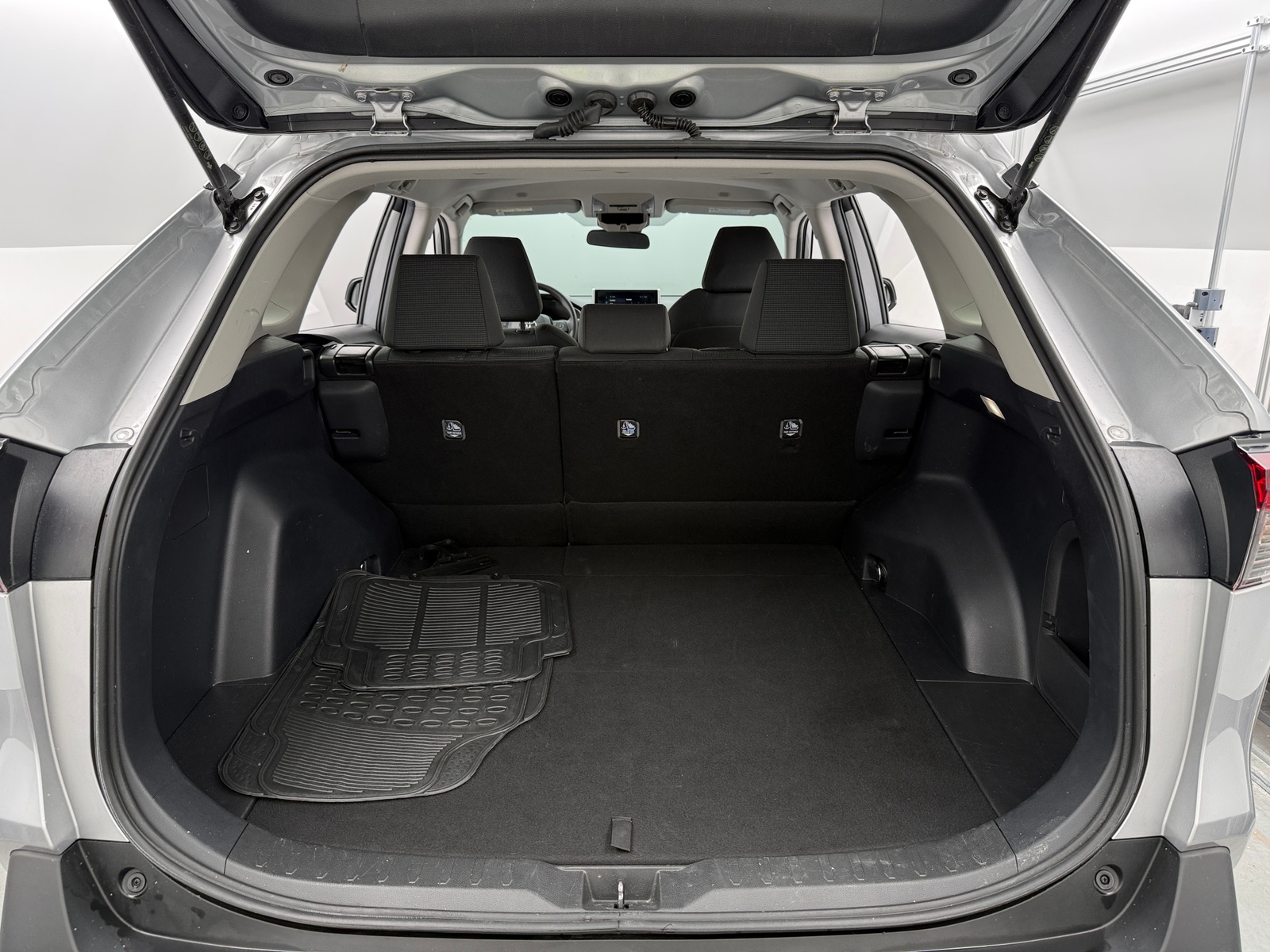 Thumbnail: 2025 Toyota RAV4 - 7